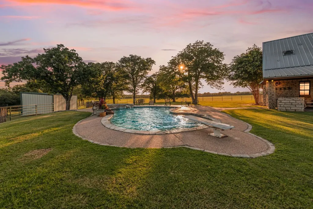 Farm For Sale in Erath County , 24860 N US Highway 281, Stephenville, Texas 76401, 4 Bedroom, 4 Bathroom, Garage spaces, 3,632 Sqft, built in 1997, mls#21363565, Real Estate Agent in Stephenville, Homes For Sale in Erath county, Homes For Sale in Stephenville, Realtor in Stephenville Texas, Real Estate Brokerage Independent Realty Texas, Luminita Cordes Realtor