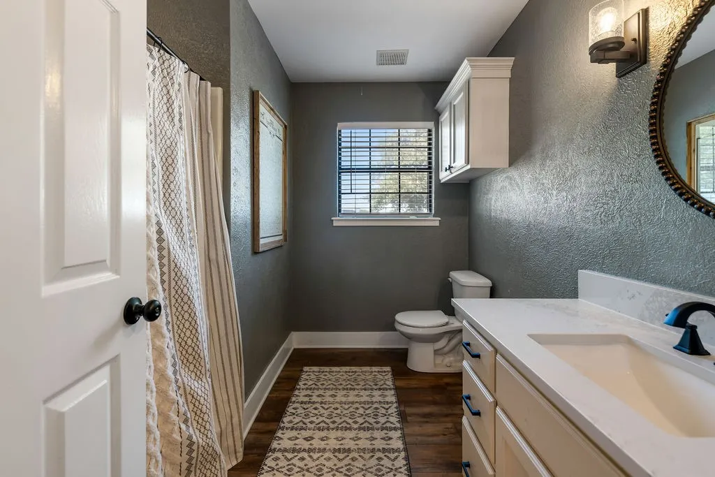 Farm For Sale in Erath County , 24860 N US Highway 281, Stephenville, Texas 76401, 4 Bedroom, 4 Bathroom, Garage spaces, 3,632 Sqft, built in 1997, mls#21363565, Real Estate Agent in Stephenville, Homes For Sale in Erath county, Homes For Sale in Stephenville, Realtor in Stephenville Texas, Real Estate Brokerage Independent Realty Texas, Luminita Cordes Realtor