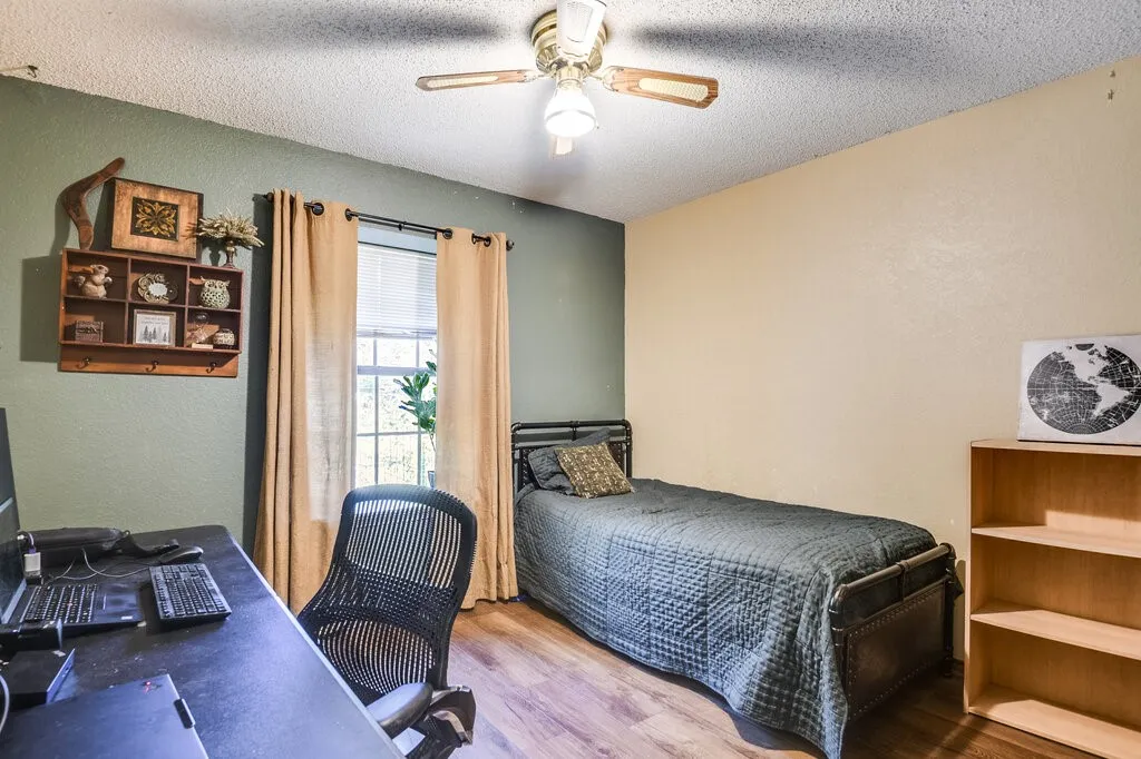Bedroom #1