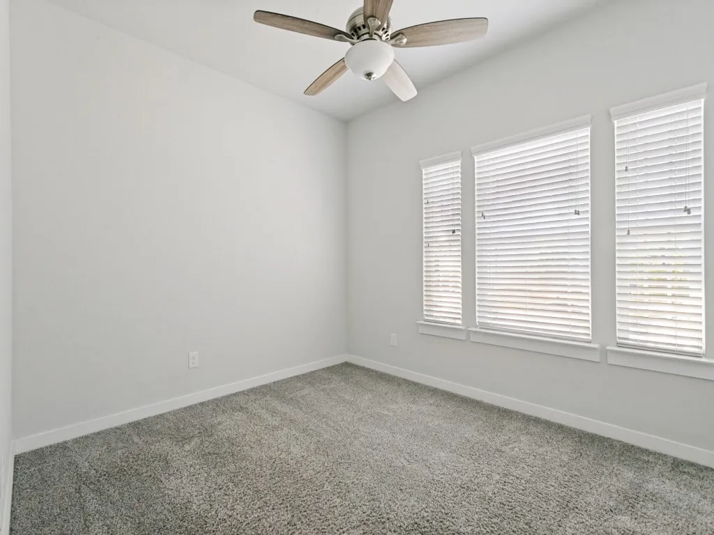 Single Family Residence For Sale in Denton County , 2201 Paxton Way, Denton, Texas 76209, 3 Bedroom, 2 Bathroom, 2 Garage spaces, 1,396 Sqft, built in 2021, mls#21364140, Real Estate Agent in Denton, Homes For Sale in Denton county, Homes For Sale in Denton, Realtor in Denton Texas, Real Estate Brokerage Independent Realty Texas, Luminita Cordes Realtor