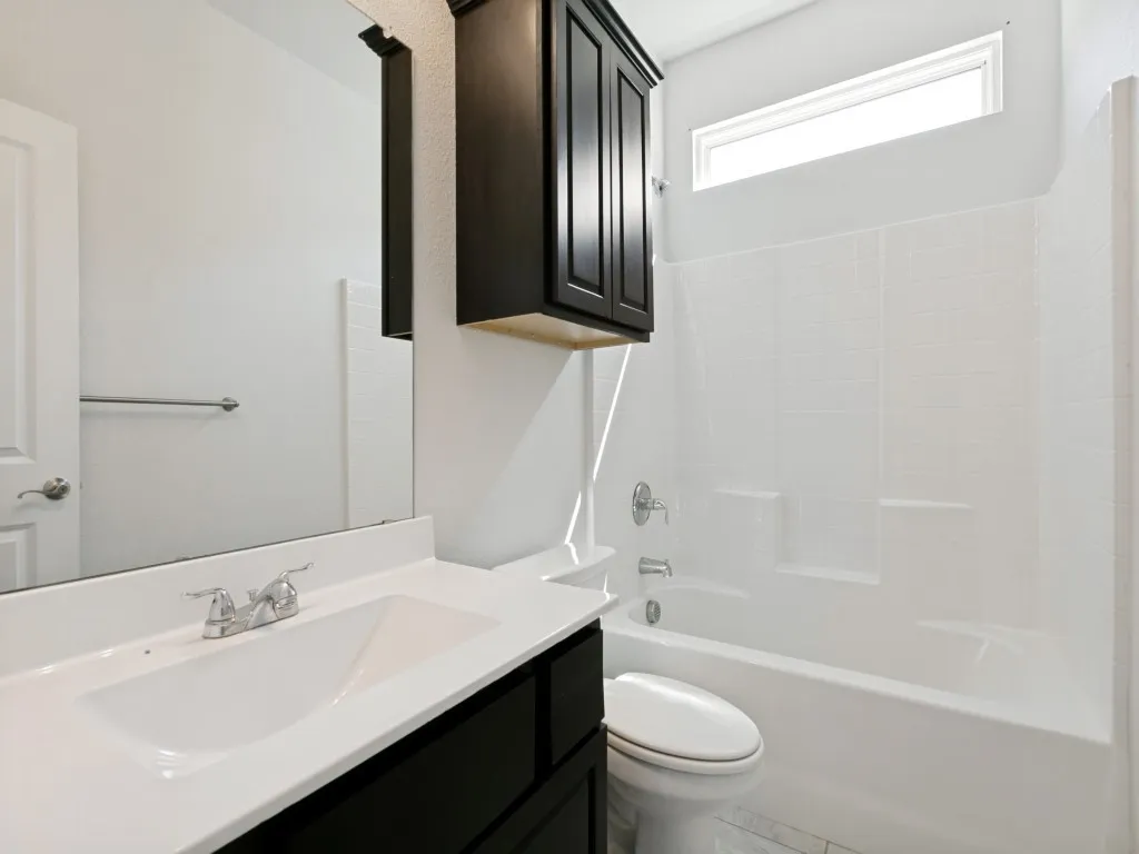 Single Family Residence For Sale in Denton County , 2201 Paxton Way, Denton, Texas 76209, 3 Bedroom, 2 Bathroom, 2 Garage spaces, 1,396 Sqft, built in 2021, mls#21364140, Real Estate Agent in Denton, Homes For Sale in Denton county, Homes For Sale in Denton, Realtor in Denton Texas, Real Estate Brokerage Independent Realty Texas, Luminita Cordes Realtor