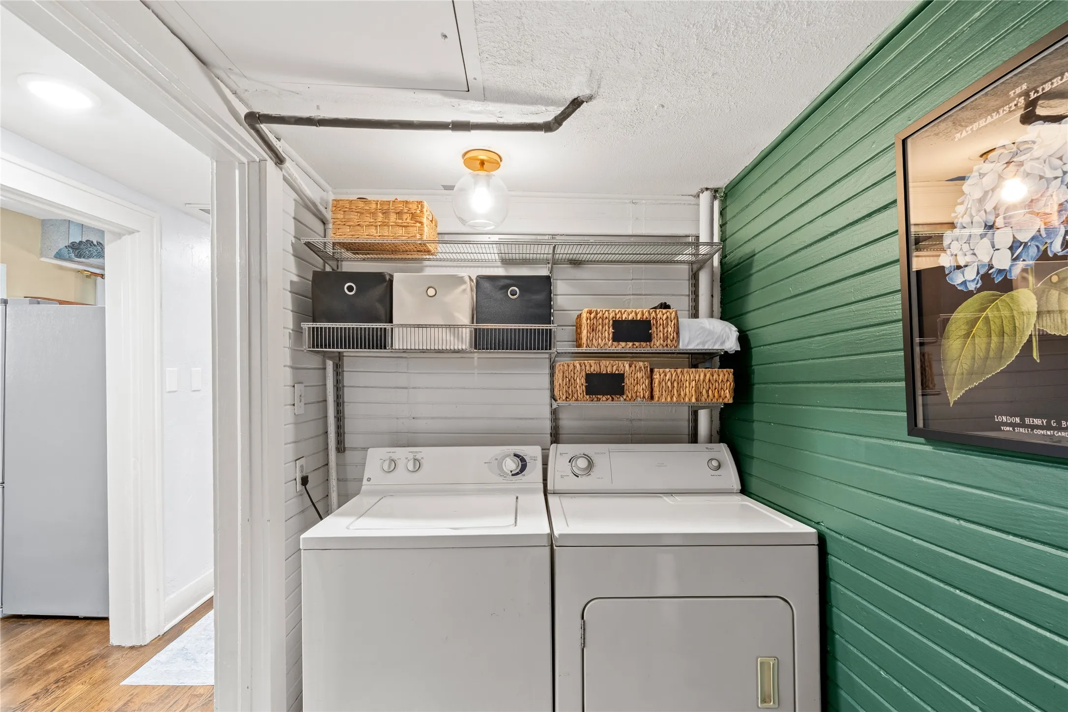 Condominium For Sale in Dallas County , 4117 Herschel Avenue 4119A, Dallas, Texas 75219, 1 Bedroom, 1 Bathroom, Garage spaces, 1,050 Sqft, built in 1930, mls#21364144, Real Estate Agent in Dallas, Homes For Sale in Dallas county, Homes For Sale in Dallas, Realtor in Dallas Texas, Real Estate Brokerage Independent Realty Texas, Luminita Cordes Realtor