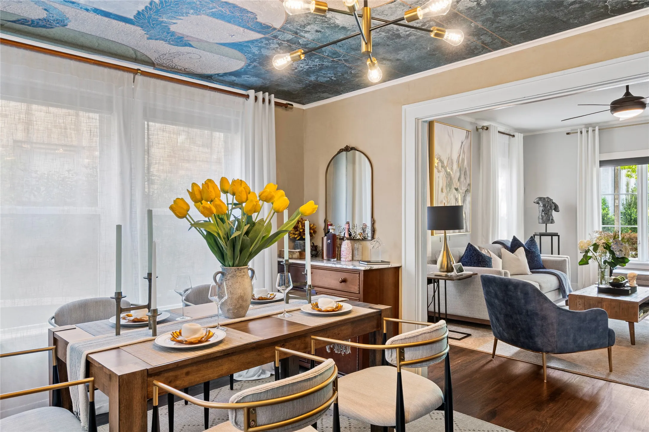 Condominium For Sale in Dallas County , 4117 Herschel Avenue 4119A, Dallas, Texas 75219, 1 Bedroom, 1 Bathroom, Garage spaces, 1,050 Sqft, built in 1930, mls#21364144, Real Estate Agent in Dallas, Homes For Sale in Dallas county, Homes For Sale in Dallas, Realtor in Dallas Texas, Real Estate Brokerage Independent Realty Texas, Luminita Cordes Realtor