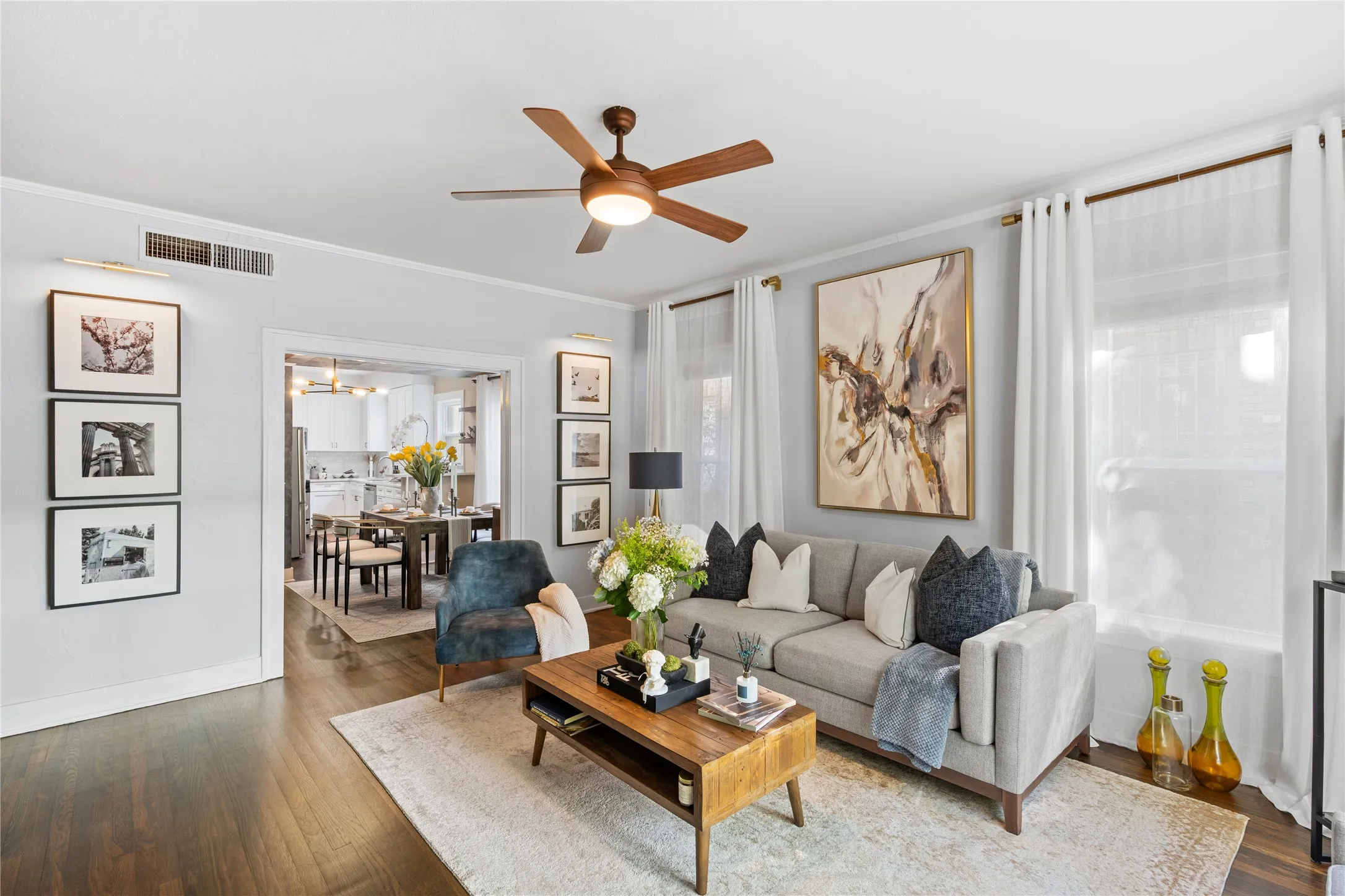 Condominium For Sale in Dallas County , 4117 Herschel Avenue 4119A, Dallas, Texas 75219, 1 Bedroom, 1 Bathroom, Garage spaces, 1,050 Sqft, built in 1930, mls#21364144, Real Estate Agent in Dallas, Homes For Sale in Dallas county, Homes For Sale in Dallas, Realtor in Dallas Texas, Real Estate Brokerage Independent Realty Texas, Luminita Cordes Realtor