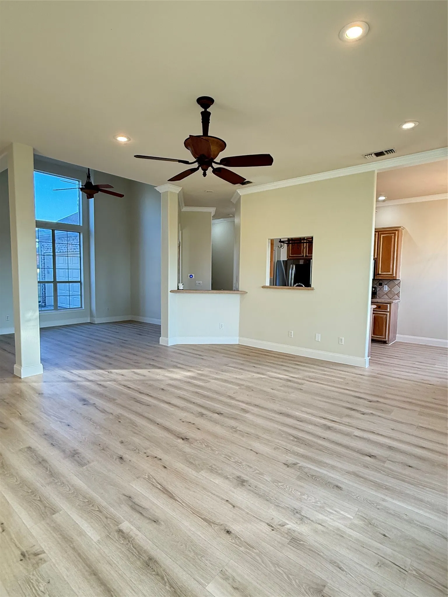Single Family Residence For Sale in Grayson County , 3308 Preston Club Drive, Sherman, Texas 75092, 3 Bedroom, 2 Bathroom, 2 Garage spaces, 1,656 Sqft, built in 2000, mls#21364148, Real Estate Agent in Sherman, Homes For Sale in Grayson county, Homes For Sale in Sherman, Realtor in Sherman Texas, Real Estate Brokerage Independent Realty Texas, Luminita Cordes Realtor