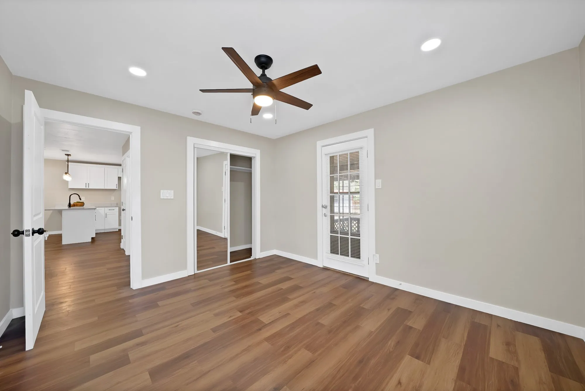 Single Family Residence For Sale in Parker County , 116 Westline Road, Azle, Texas 76020, 3 Bedroom, 2 Bathroom, Garage spaces, 1,136 Sqft, built in 1990, mls#21364070, Real Estate Agent in Azle, Homes For Sale in Parker county, Homes For Sale in Azle, Realtor in Azle Texas, Real Estate Brokerage Independent Realty Texas, Luminita Cordes Realtor