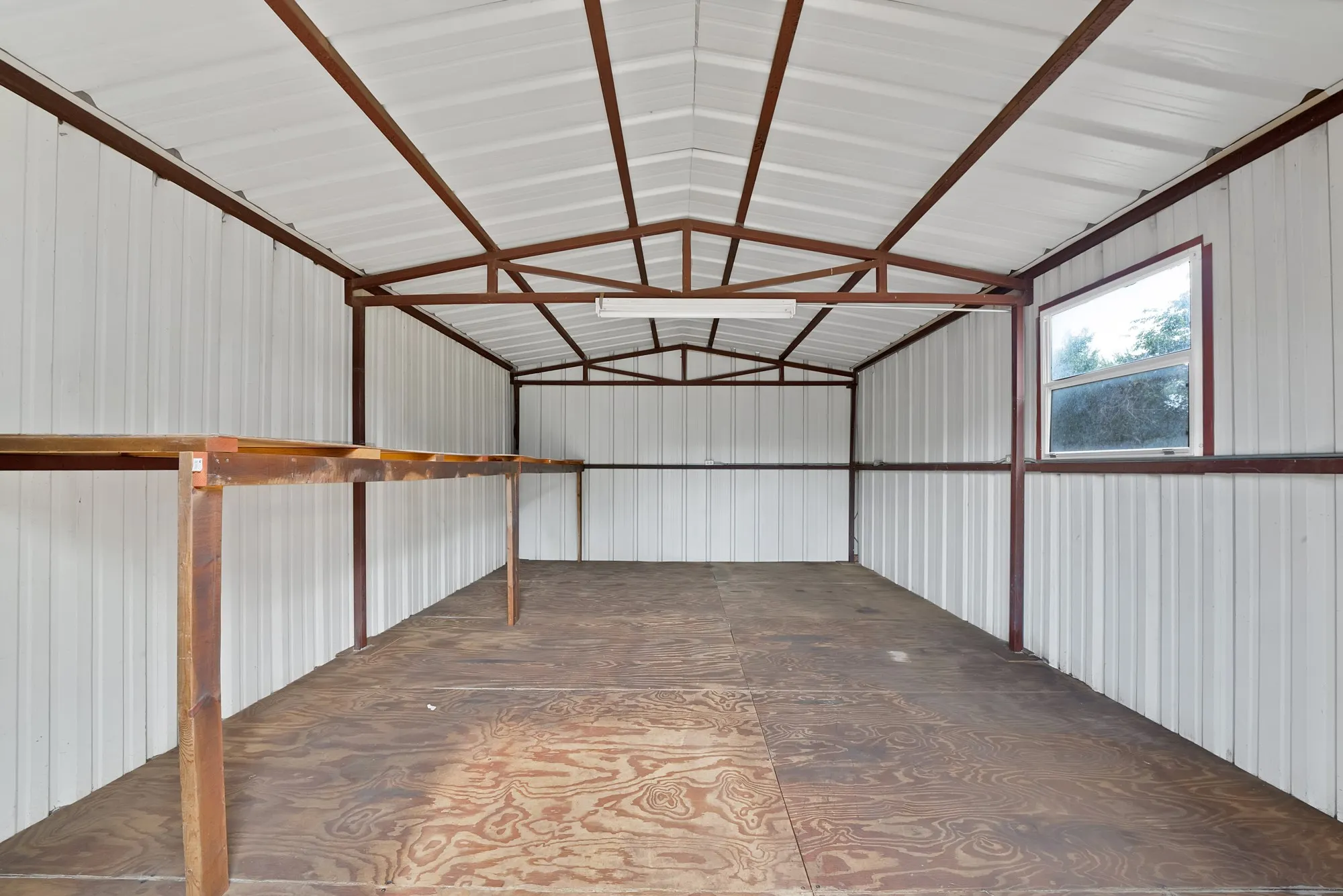 Single Family Residence For Sale in Parker County , 116 Westline Road, Azle, Texas 76020, 3 Bedroom, 2 Bathroom, Garage spaces, 1,136 Sqft, built in 1990, mls#21364070, Real Estate Agent in Azle, Homes For Sale in Parker county, Homes For Sale in Azle, Realtor in Azle Texas, Real Estate Brokerage Independent Realty Texas, Luminita Cordes Realtor