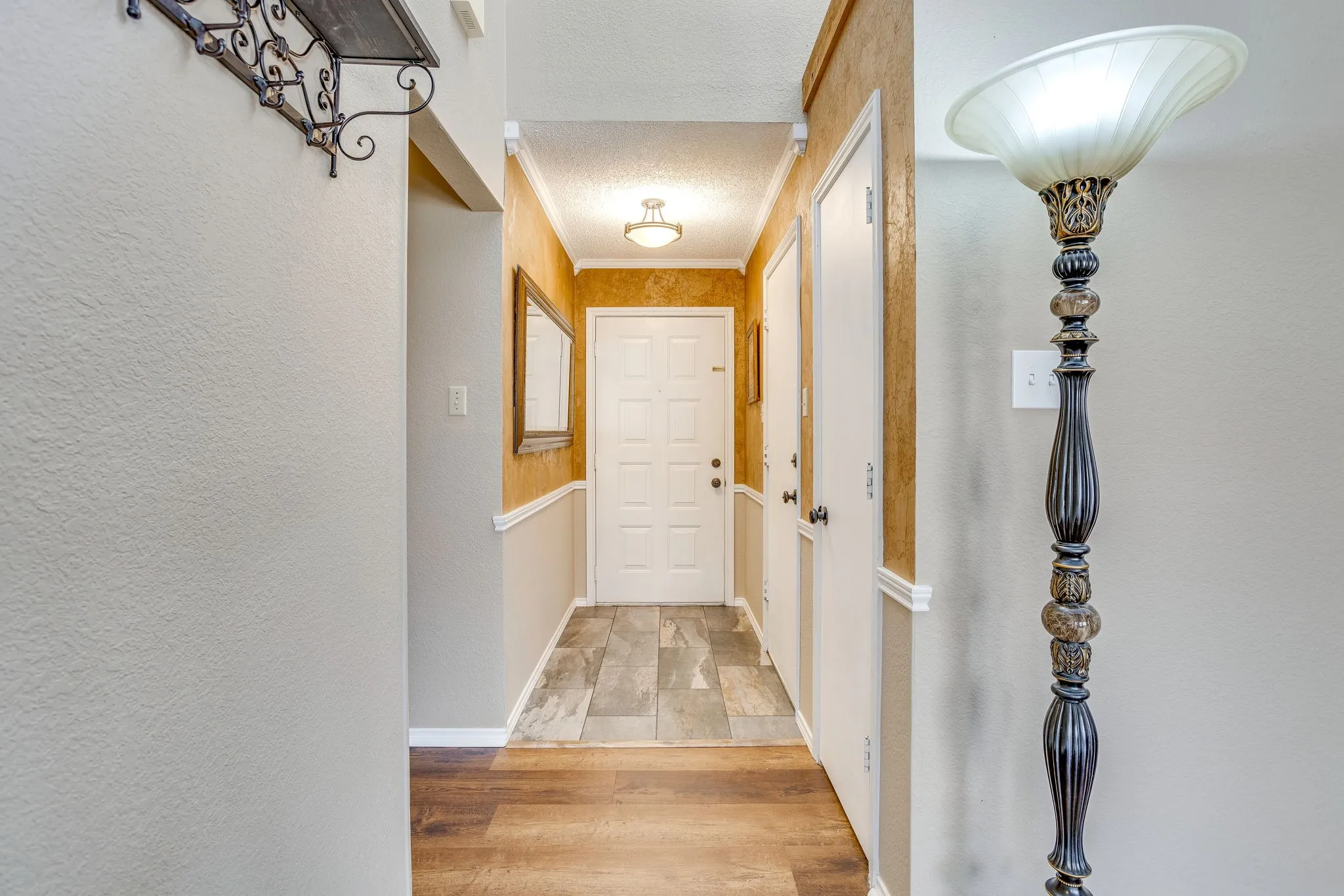 Single Family Residence For Sale in Tarrant County , 1417 Hall Drive, Crowley, Texas 76036, 3 Bedroom, 2 Bathroom, 2 Garage spaces, 1,480 Sqft, built in 1983, mls#21364095, Real Estate Agent in Crowley, Homes For Sale in Tarrant county, Homes For Sale in Crowley, Realtor in Crowley Texas, Real Estate Brokerage Independent Realty Texas, Luminita Cordes Realtor