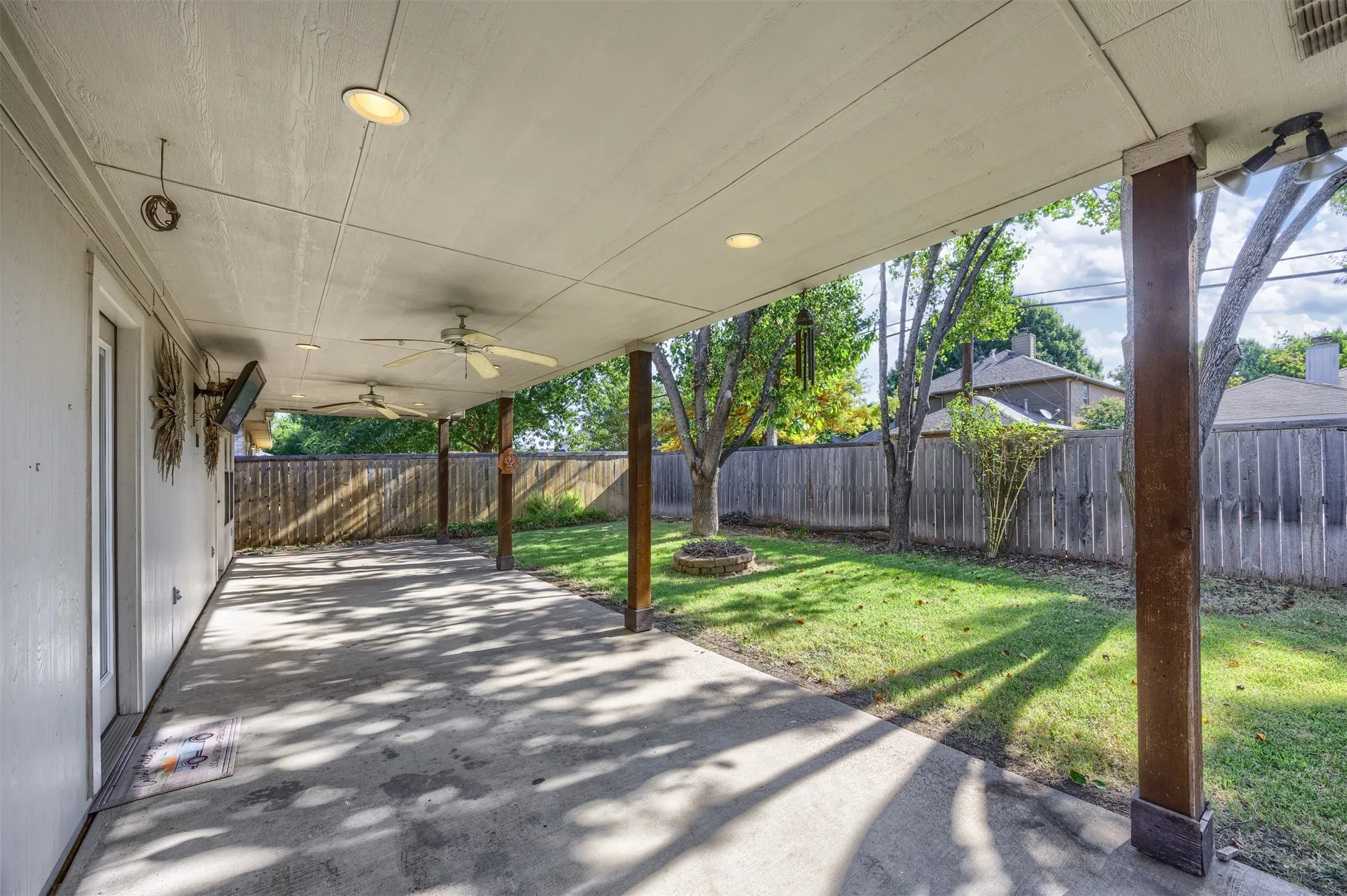 Single Family Residence For Sale in Collin County , 2506 Buckskin Drive, Mc Kinney, Texas 75071, 3 Bedroom, 2 Bathroom, 2 Garage spaces, 1,631 Sqft, built in 2000, mls#21350073, Real Estate Agent in Mc Kinney, Homes For Sale in Collin county, Homes For Sale in Mc Kinney, Realtor in Mc Kinney Texas, Real Estate Brokerage Independent Realty Texas, Luminita Cordes Realtor