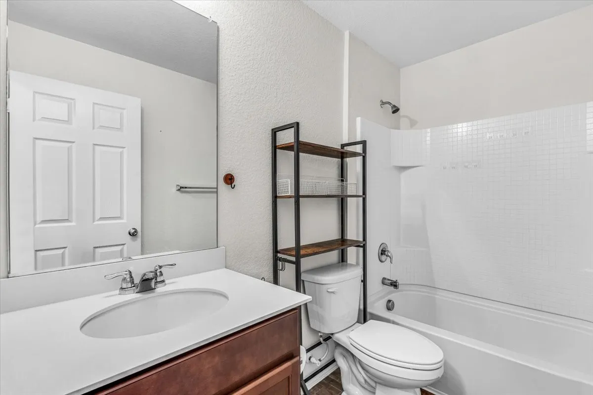 Single Family Residence For Sale in Denton County , 1416 Trace Drive, Aubrey, Texas 76227, 3 Bedroom, 2 Bathroom, 2 Garage spaces, 1,437 Sqft, built in 2019, mls#21355398, Real Estate Agent in Aubrey, Homes For Sale in Denton county, Homes For Sale in Aubrey, Realtor in Aubrey Texas, Real Estate Brokerage Independent Realty Texas, Luminita Cordes Realtor