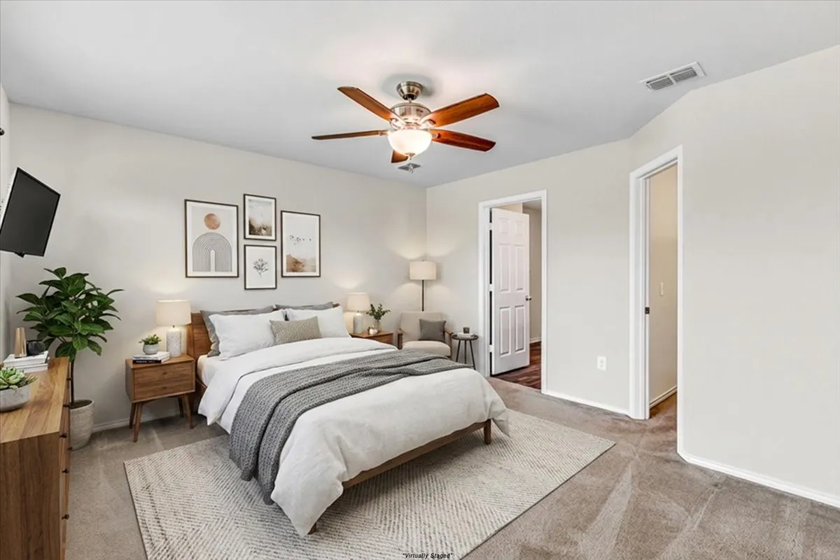 Single Family Residence For Sale in Denton County , 1416 Trace Drive, Aubrey, Texas 76227, 3 Bedroom, 2 Bathroom, 2 Garage spaces, 1,437 Sqft, built in 2019, mls#21355398, Real Estate Agent in Aubrey, Homes For Sale in Denton county, Homes For Sale in Aubrey, Realtor in Aubrey Texas, Real Estate Brokerage Independent Realty Texas, Luminita Cordes Realtor