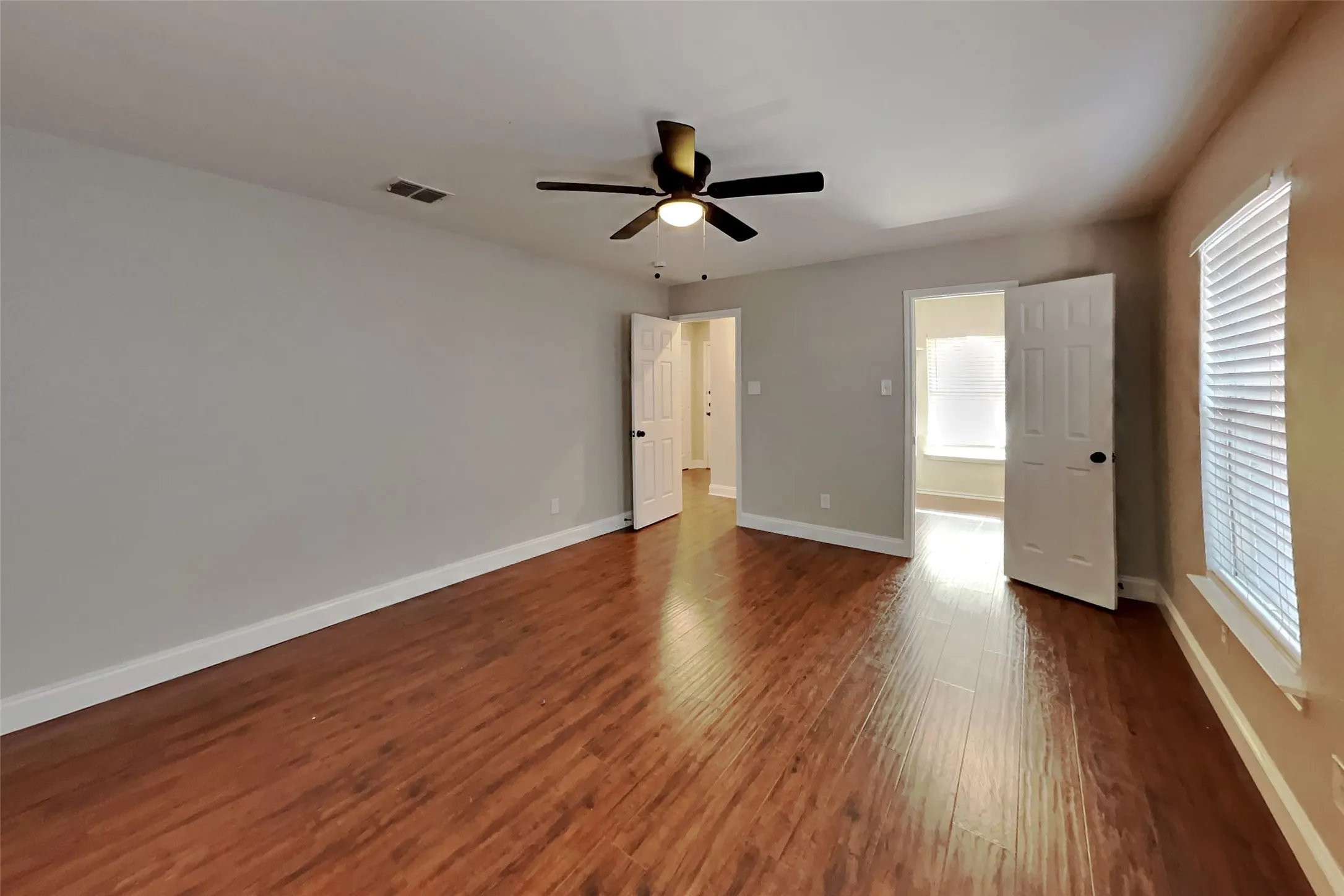 Single Family Residence For Rent in Tarrant County , 8525 Jackson Way, Fort Worth, Texas 76244, 4 Bedroom, 3 Bathroom, 2 Garage spaces, 2,225 Sqft, built in 1999, mls#21364166, Real Estate Agent in Fort Worth, Homes For Rent in Tarrant county, Homes For Rent in Fort Worth, Realtor in Fort Worth Texas, Real Estate Brokerage Independent Realty Texas, Luminita Cordes Realtor
