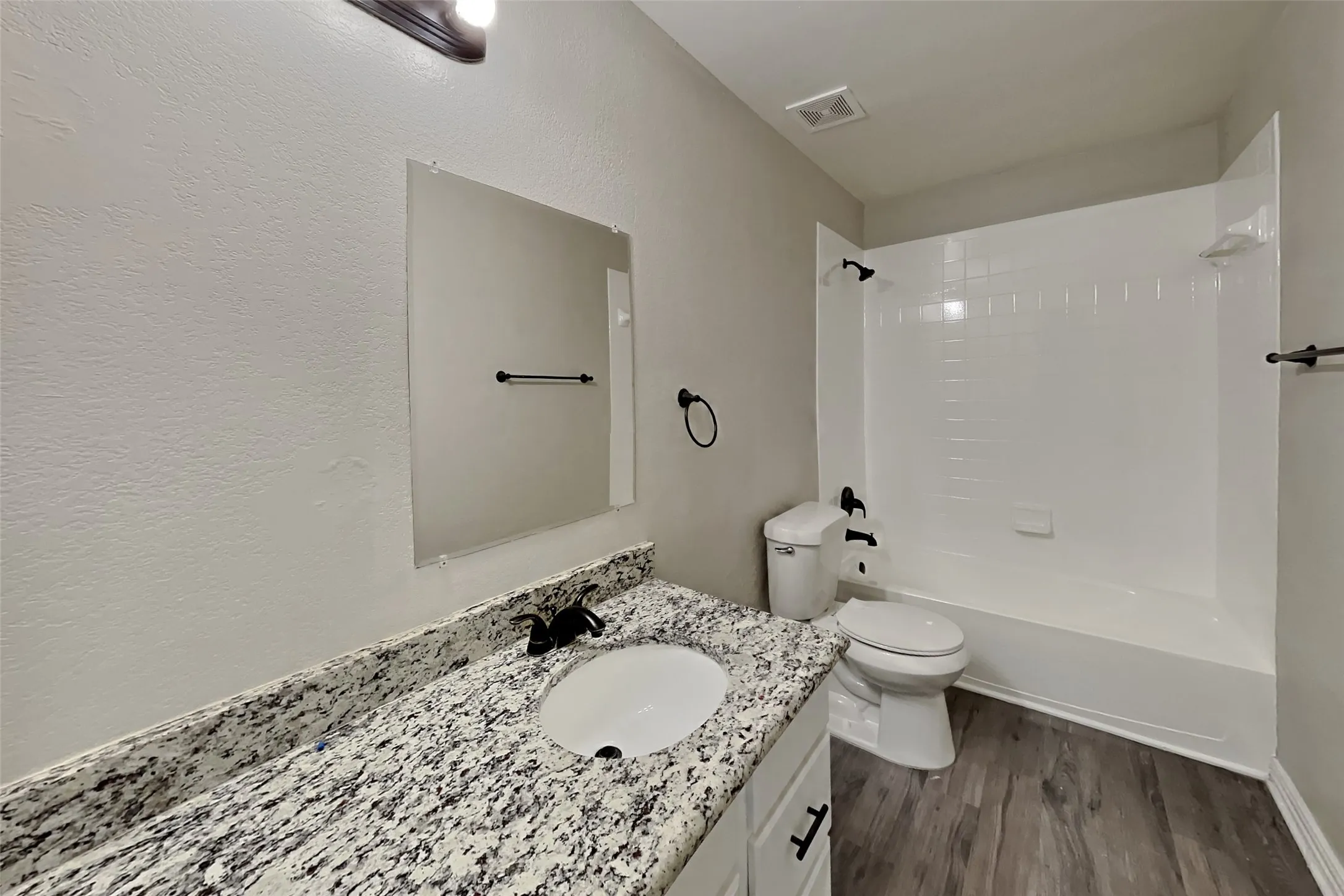 Single Family Residence For Rent in Tarrant County , 8525 Jackson Way, Fort Worth, Texas 76244, 4 Bedroom, 3 Bathroom, 2 Garage spaces, 2,225 Sqft, built in 1999, mls#21364166, Real Estate Agent in Fort Worth, Homes For Rent in Tarrant county, Homes For Rent in Fort Worth, Realtor in Fort Worth Texas, Real Estate Brokerage Independent Realty Texas, Luminita Cordes Realtor