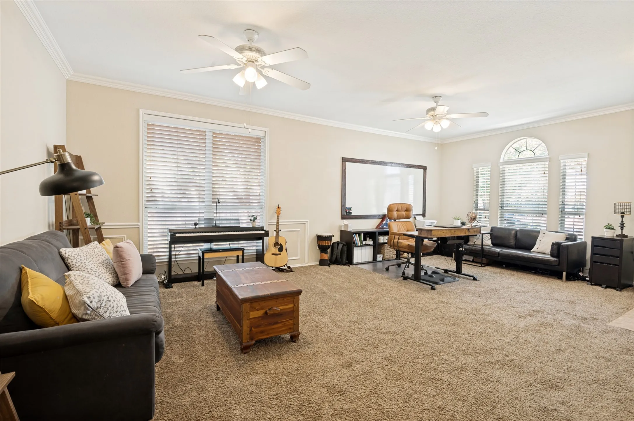 Single Family Residence For Sale in Ellis County , 702 Champlain Court, Midlothian, Texas 76065, 4 Bedroom, 3 Bathroom, 2 Garage spaces, 2,918 Sqft, built in 2004, mls#21339124, Real Estate Agent in Midlothian, Homes For Sale in Ellis county, Homes For Sale in Midlothian, Realtor in Midlothian Texas, Real Estate Brokerage Independent Realty Texas, Luminita Cordes Realtor