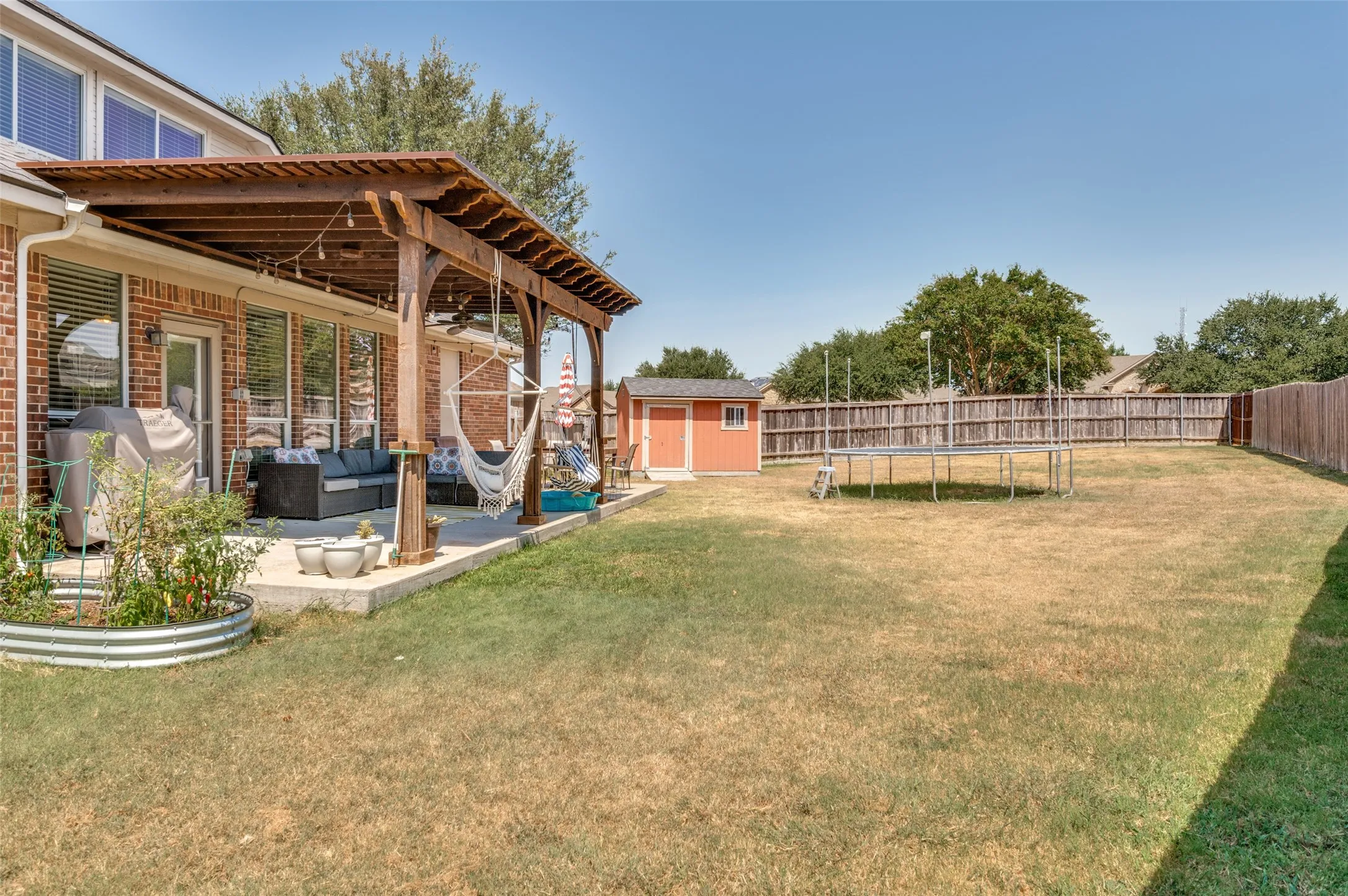 Single Family Residence For Sale in Ellis County , 702 Champlain Court, Midlothian, Texas 76065, 4 Bedroom, 3 Bathroom, 2 Garage spaces, 2,918 Sqft, built in 2004, mls#21339124, Real Estate Agent in Midlothian, Homes For Sale in Ellis county, Homes For Sale in Midlothian, Realtor in Midlothian Texas, Real Estate Brokerage Independent Realty Texas, Luminita Cordes Realtor