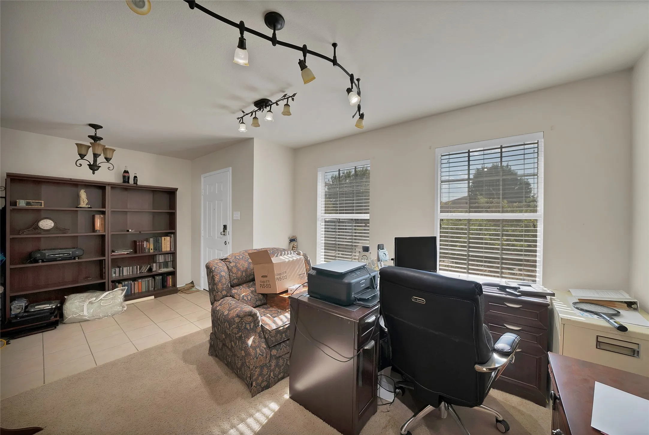 Single Family Residence For Sale in Denton County , 112 Blackforest Road, Krum, Texas 76249, 3 Bedroom, 2 Bathroom, 2 Garage spaces, 1,802 Sqft, built in 2005, mls#21361975, Real Estate Agent in Krum, Homes For Sale in Denton county, Homes For Sale in Krum, Realtor in Krum Texas, Real Estate Brokerage Independent Realty Texas, Luminita Cordes Realtor