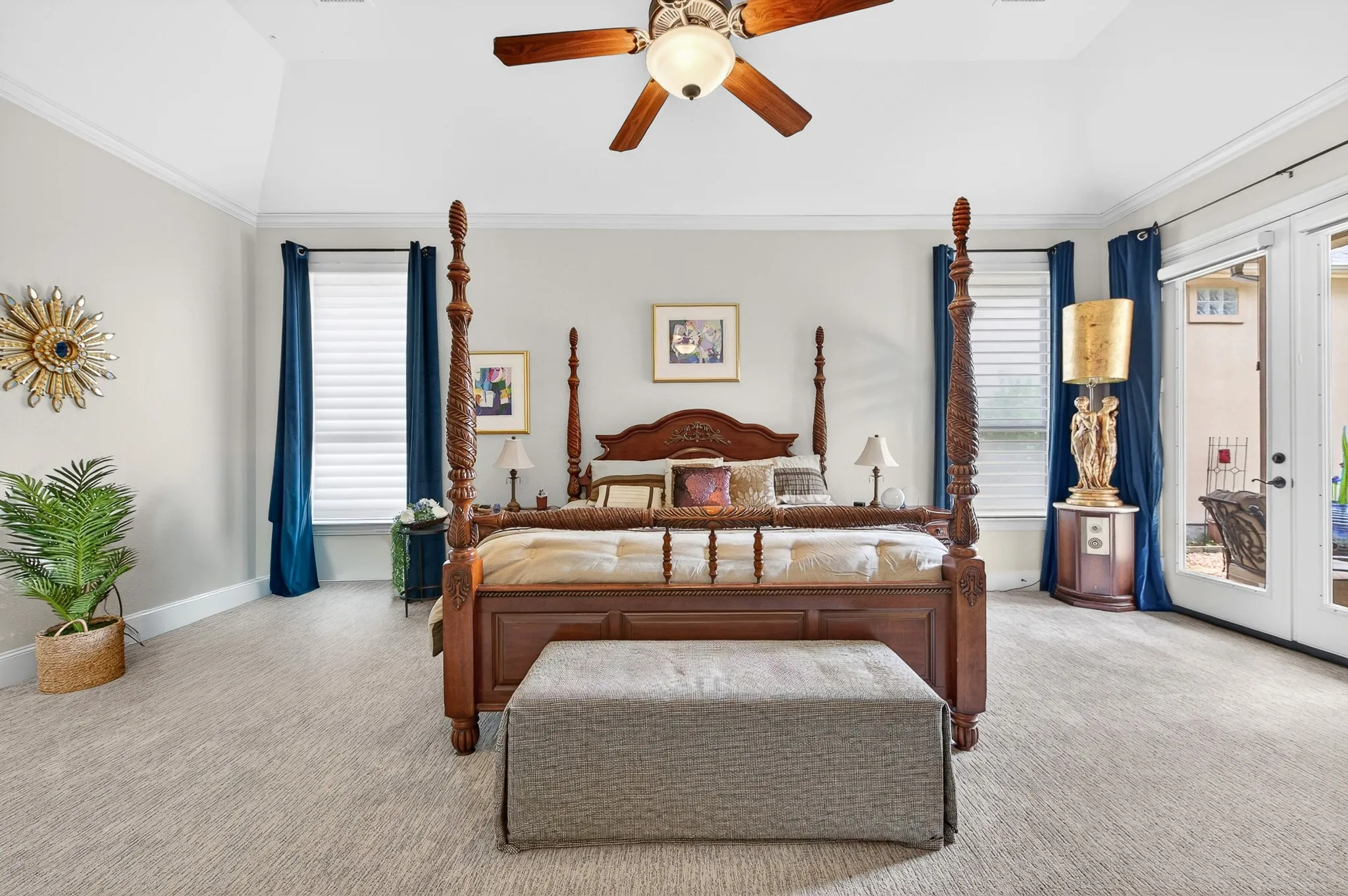 Single Family Residence For Sale in Dallas County , 3617 Vineyard Way, Farmers Branch, Texas 75234, 4 Bedroom, 5 Bathroom, 2 Garage spaces, 4,033 Sqft, built in 2007, mls#21363772, Real Estate Agent in Farmers Branch, Homes For Sale in Dallas county, Homes For Sale in Farmers Branch, Realtor in Farmers Branch Texas, Real Estate Brokerage Independent Realty Texas, Luminita Cordes Realtor