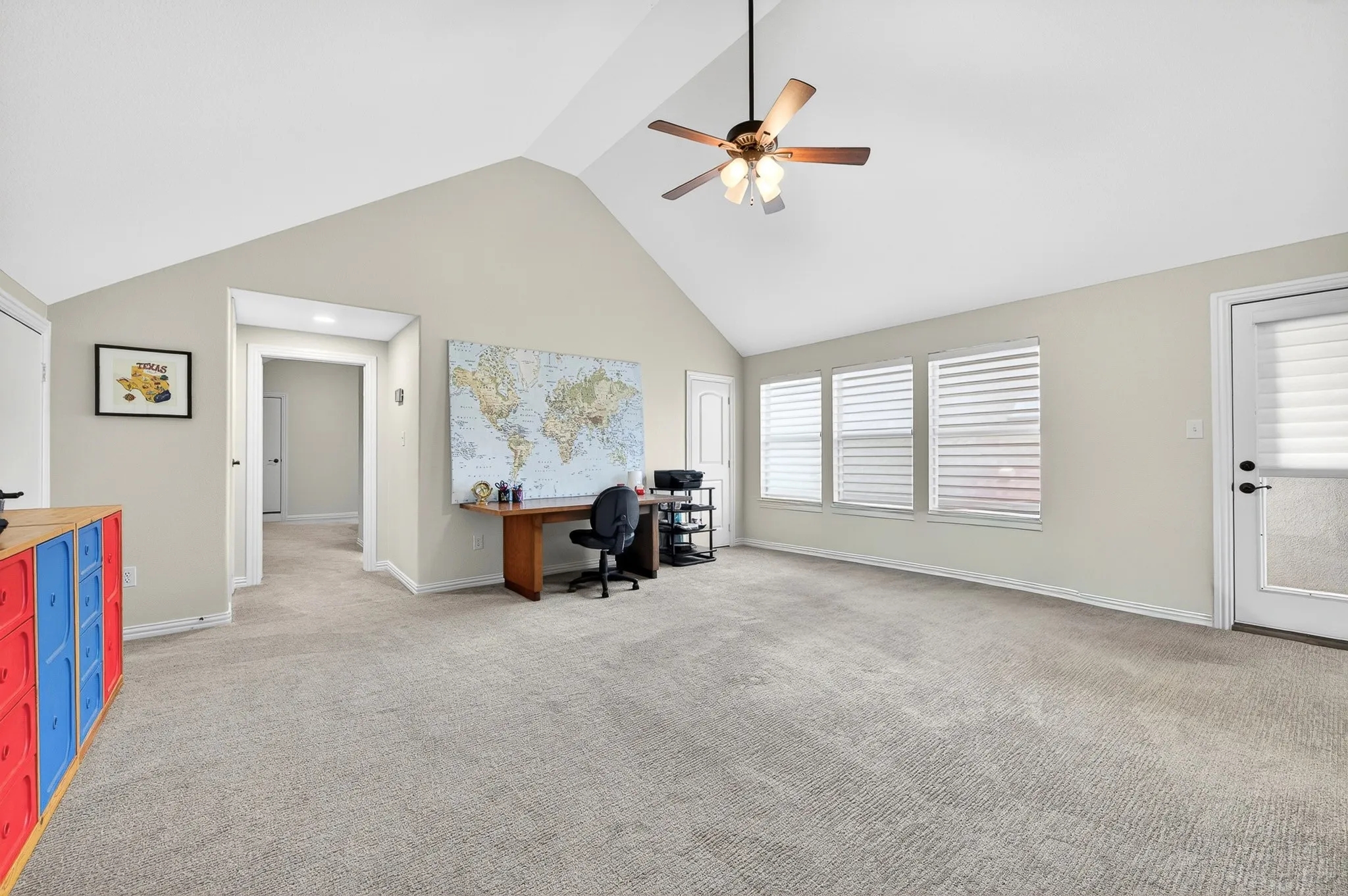 Single Family Residence For Sale in Dallas County , 3617 Vineyard Way, Farmers Branch, Texas 75234, 4 Bedroom, 5 Bathroom, 2 Garage spaces, 4,033 Sqft, built in 2007, mls#21363772, Real Estate Agent in Farmers Branch, Homes For Sale in Dallas county, Homes For Sale in Farmers Branch, Realtor in Farmers Branch Texas, Real Estate Brokerage Independent Realty Texas, Luminita Cordes Realtor