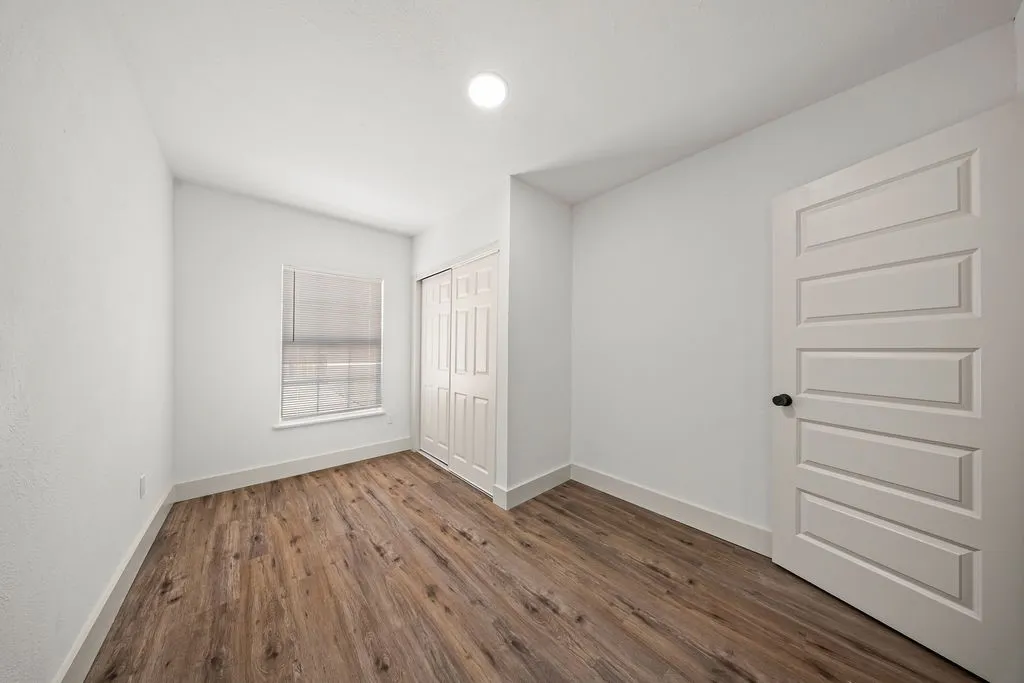 Single Family Residence For Sale in Dallas County , 325 Chancellorsville Drive, Mesquite, Texas 75149, 5 Bedroom, 2 Bathroom, Garage spaces, 1,850 Sqft, built in 1985, mls#21364043, Real Estate Agent in Mesquite, Homes For Sale in Dallas county, Homes For Sale in Mesquite, Realtor in Mesquite Texas, Real Estate Brokerage Independent Realty Texas, Luminita Cordes Realtor