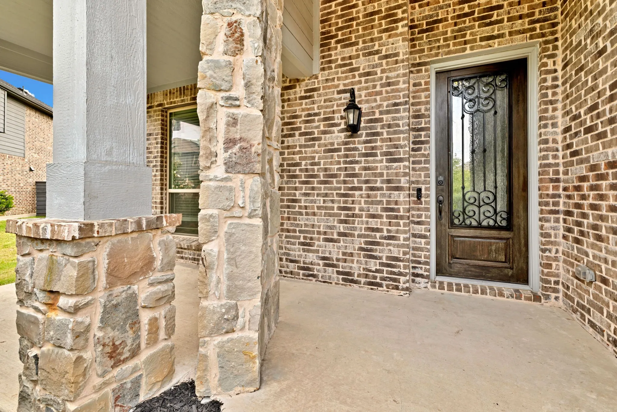 Single Family Residence For Sale in Denton County , 7521 Windy Meadow Drive, Little Elm, Texas 76227, 4 Bedroom, 4 Bathroom, 2 Garage spaces, 3,236 Sqft, built in 2021, mls#21363682, Real Estate Agent in Little Elm, Homes For Sale in Denton county, Homes For Sale in Little Elm, Realtor in Little Elm Texas, Real Estate Brokerage Independent Realty Texas, Luminita Cordes Realtor