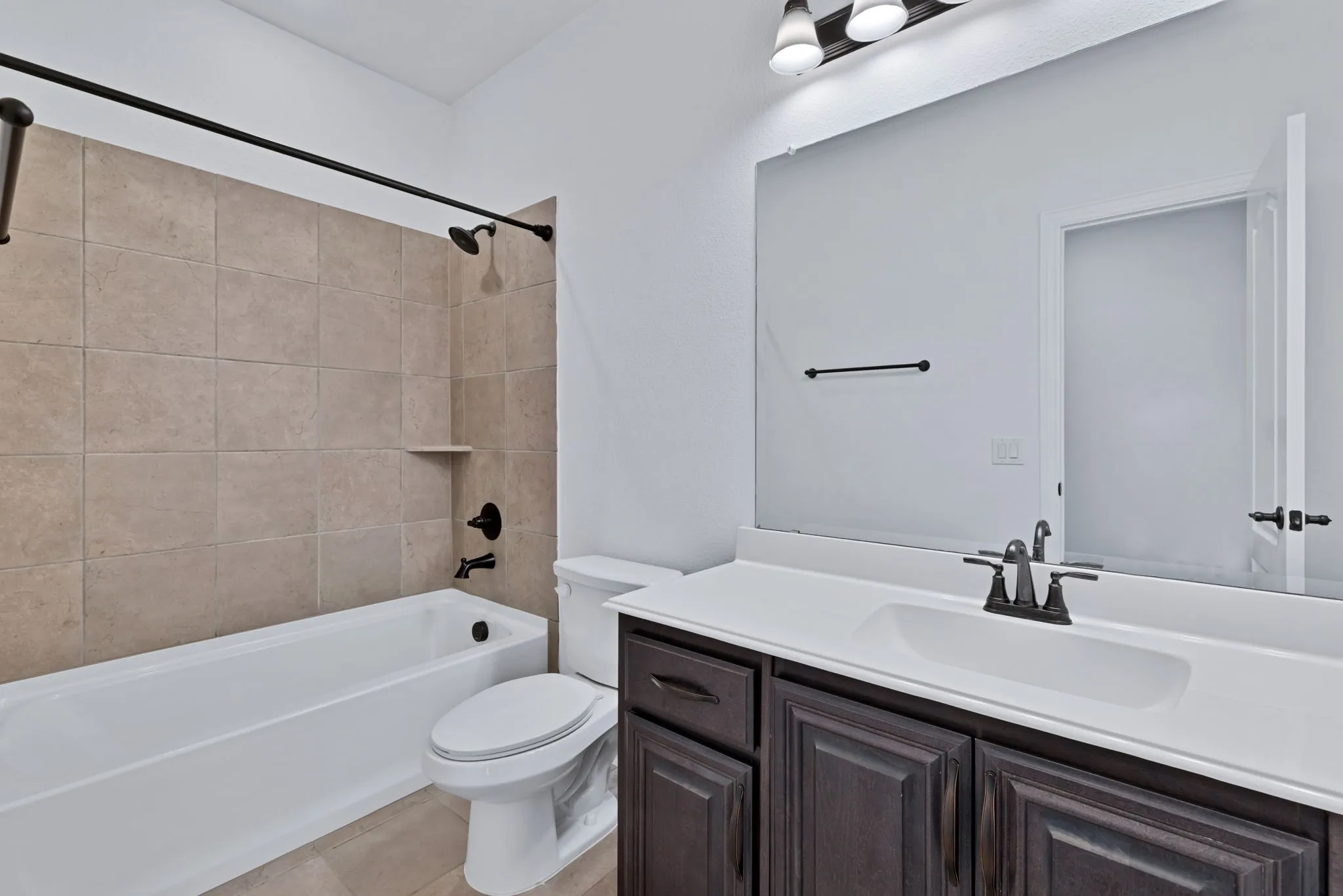 Single Family Residence For Sale in Denton County , 7521 Windy Meadow Drive, Little Elm, Texas 76227, 4 Bedroom, 4 Bathroom, 2 Garage spaces, 3,236 Sqft, built in 2021, mls#21363682, Real Estate Agent in Little Elm, Homes For Sale in Denton county, Homes For Sale in Little Elm, Realtor in Little Elm Texas, Real Estate Brokerage Independent Realty Texas, Luminita Cordes Realtor