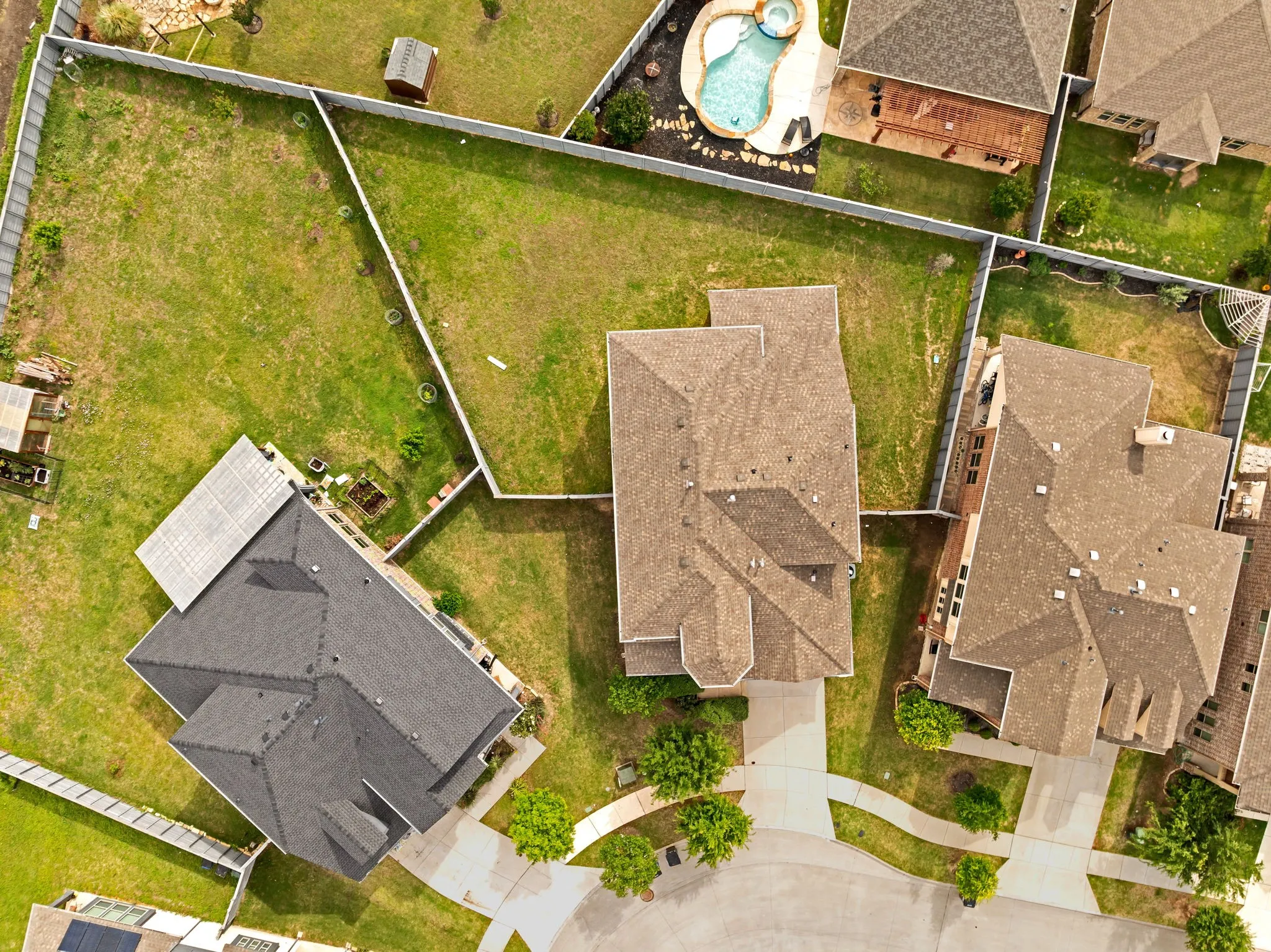 Single Family Residence For Sale in Denton County , 7521 Windy Meadow Drive, Little Elm, Texas 76227, 4 Bedroom, 4 Bathroom, 2 Garage spaces, 3,236 Sqft, built in 2021, mls#21363682, Real Estate Agent in Little Elm, Homes For Sale in Denton county, Homes For Sale in Little Elm, Realtor in Little Elm Texas, Real Estate Brokerage Independent Realty Texas, Luminita Cordes Realtor