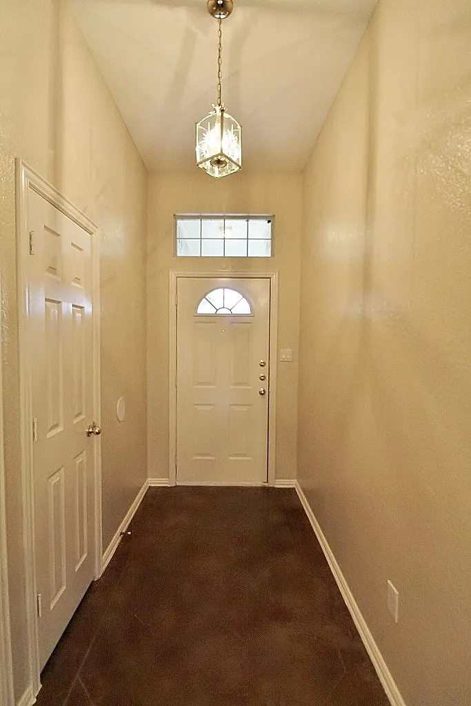 Single Family Residence For Rent in Parker County , 302 Aspen Court W, Aledo, Texas 76008, 4 Bedroom, 2 Bathroom, 2 Garage spaces, 1,666 Sqft, built in 2003, mls#21364183, Real Estate Agent in Aledo, Homes For Rent in Parker county, Homes For Rent in Aledo, Realtor in Aledo Texas, Real Estate Brokerage Independent Realty Texas, Luminita Cordes Realtor