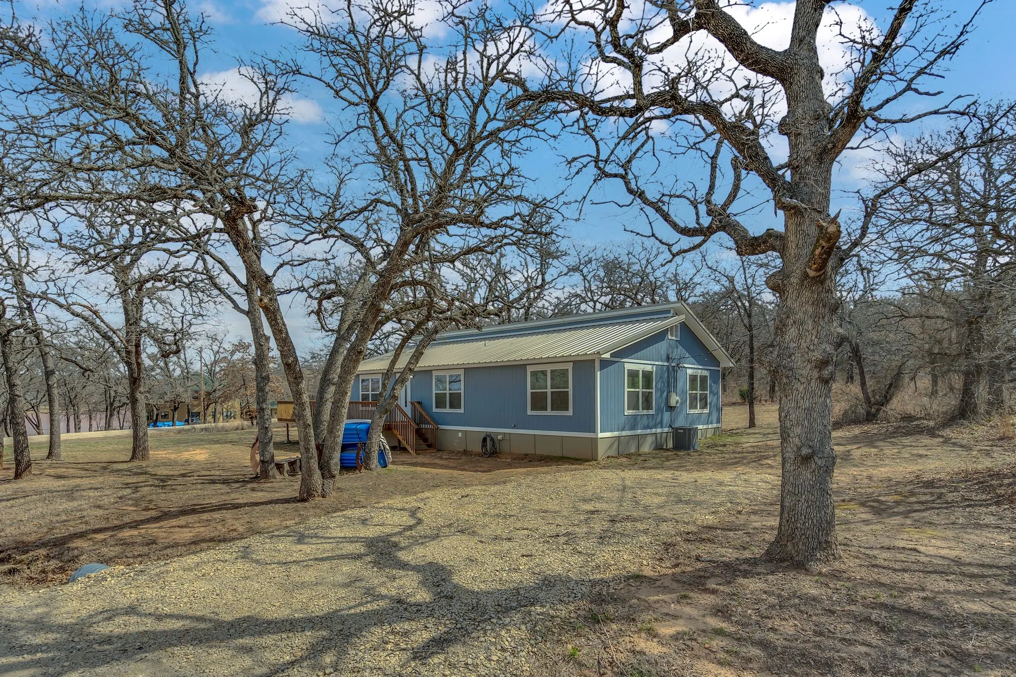 Single Family Residence For Sale in Montague County , 217 Comanche Trail, Nocona, Texas 76255, 2 Bedroom, 2 Bathroom, Garage spaces, 1,560 Sqft, built in 1989, mls#21364097, Real Estate Agent in Nocona, Homes For Sale in Montague county, Homes For Sale in Nocona, Realtor in Nocona Texas, Real Estate Brokerage Independent Realty Texas, Luminita Cordes Realtor