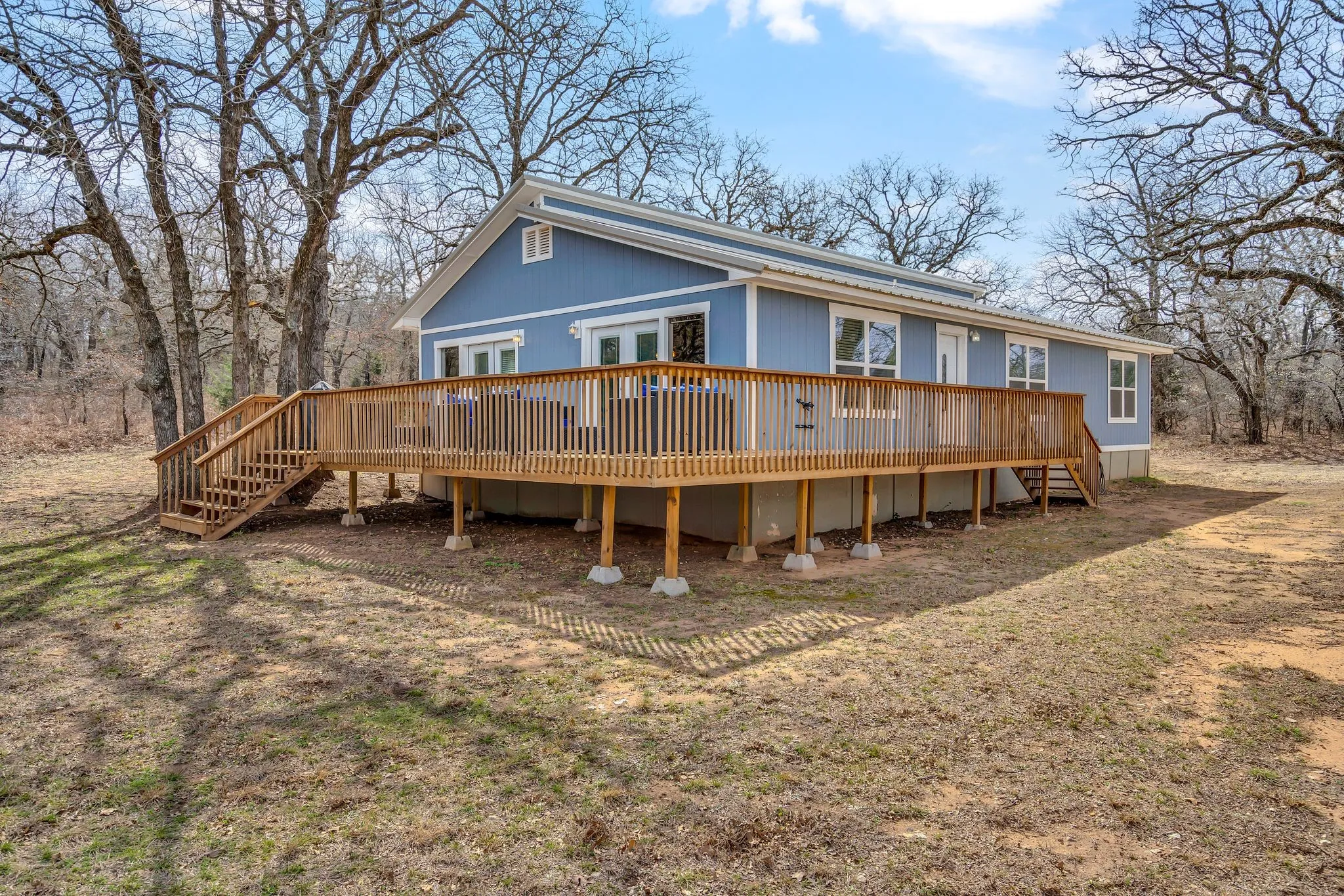 Single Family Residence For Sale in Montague County , 217 Comanche Trail, Nocona, Texas 76255, 2 Bedroom, 2 Bathroom, Garage spaces, 1,560 Sqft, built in 1989, mls#21364097, Real Estate Agent in Nocona, Homes For Sale in Montague county, Homes For Sale in Nocona, Realtor in Nocona Texas, Real Estate Brokerage Independent Realty Texas, Luminita Cordes Realtor