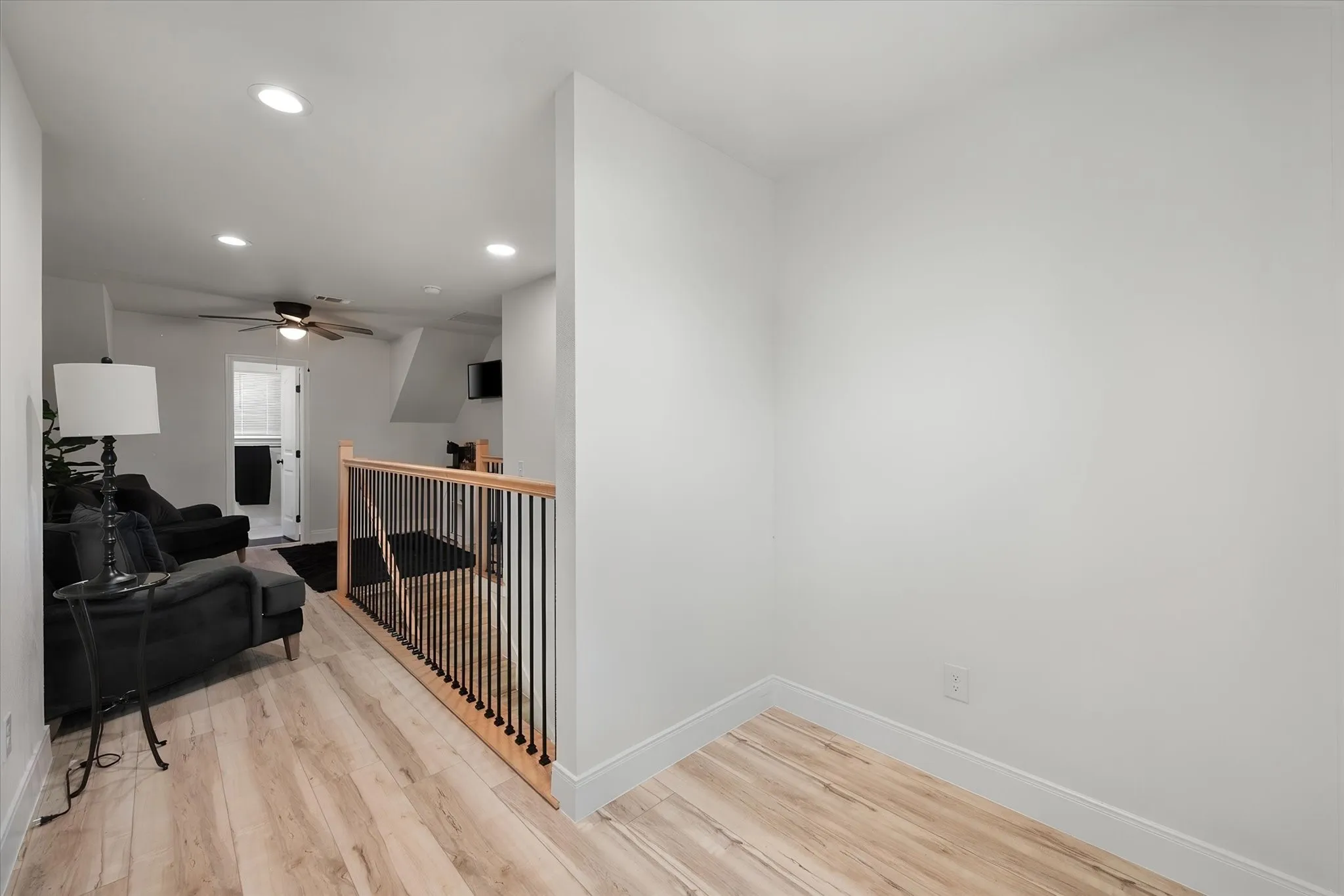 Bright and airy upstairs bonus space.