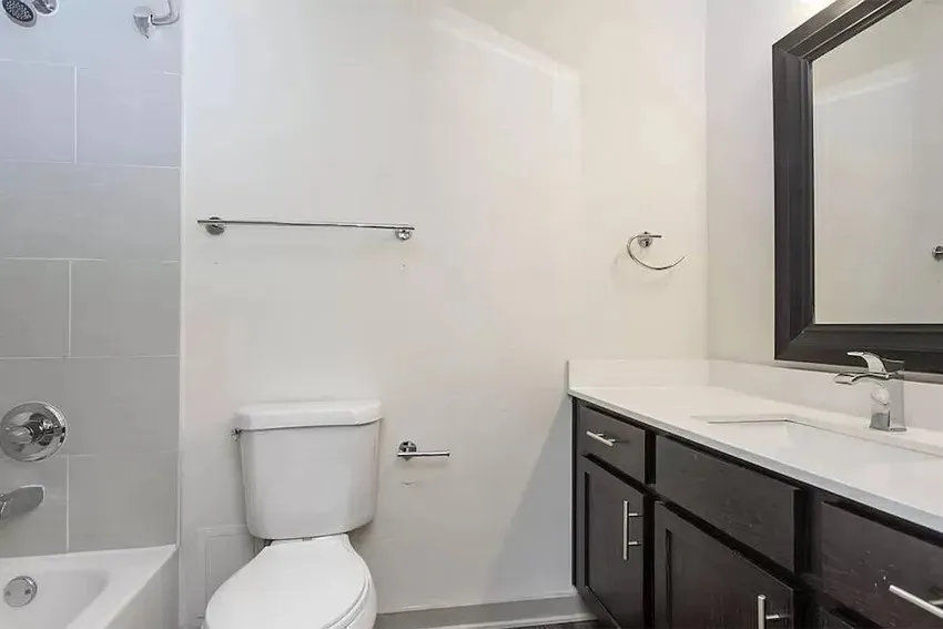 Apartment For Rent in Dallas County , 1925 Moser Avenue B1, Dallas, Texas 75206, 2 Bedroom, 2 Bathroom, Garage spaces, 850 Sqft, built in 1972, mls#21364192, Real Estate Agent in Dallas, Homes For Rent in Dallas county, Homes For Rent in Dallas, Realtor in Dallas Texas, Real Estate Brokerage Independent Realty Texas, Luminita Cordes Realtor