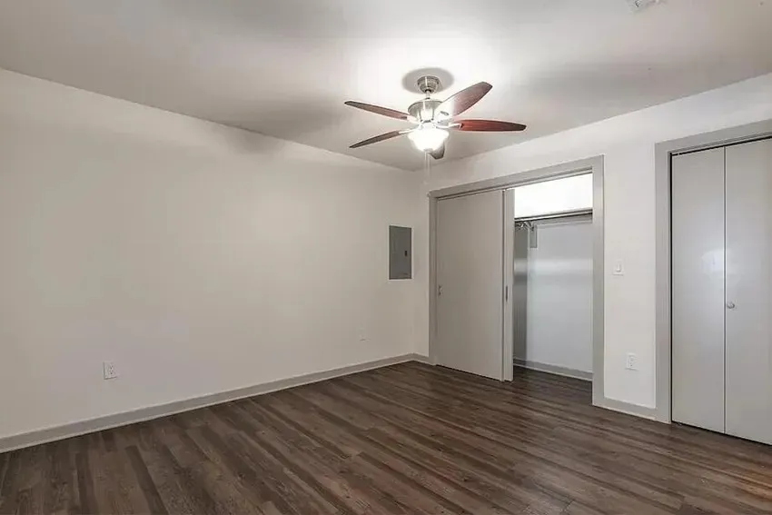 Apartment For Rent in Dallas County , 1925 Moser Avenue B1, Dallas, Texas 75206, 2 Bedroom, 2 Bathroom, Garage spaces, 850 Sqft, built in 1972, mls#21364192, Real Estate Agent in Dallas, Homes For Rent in Dallas county, Homes For Rent in Dallas, Realtor in Dallas Texas, Real Estate Brokerage Independent Realty Texas, Luminita Cordes Realtor
