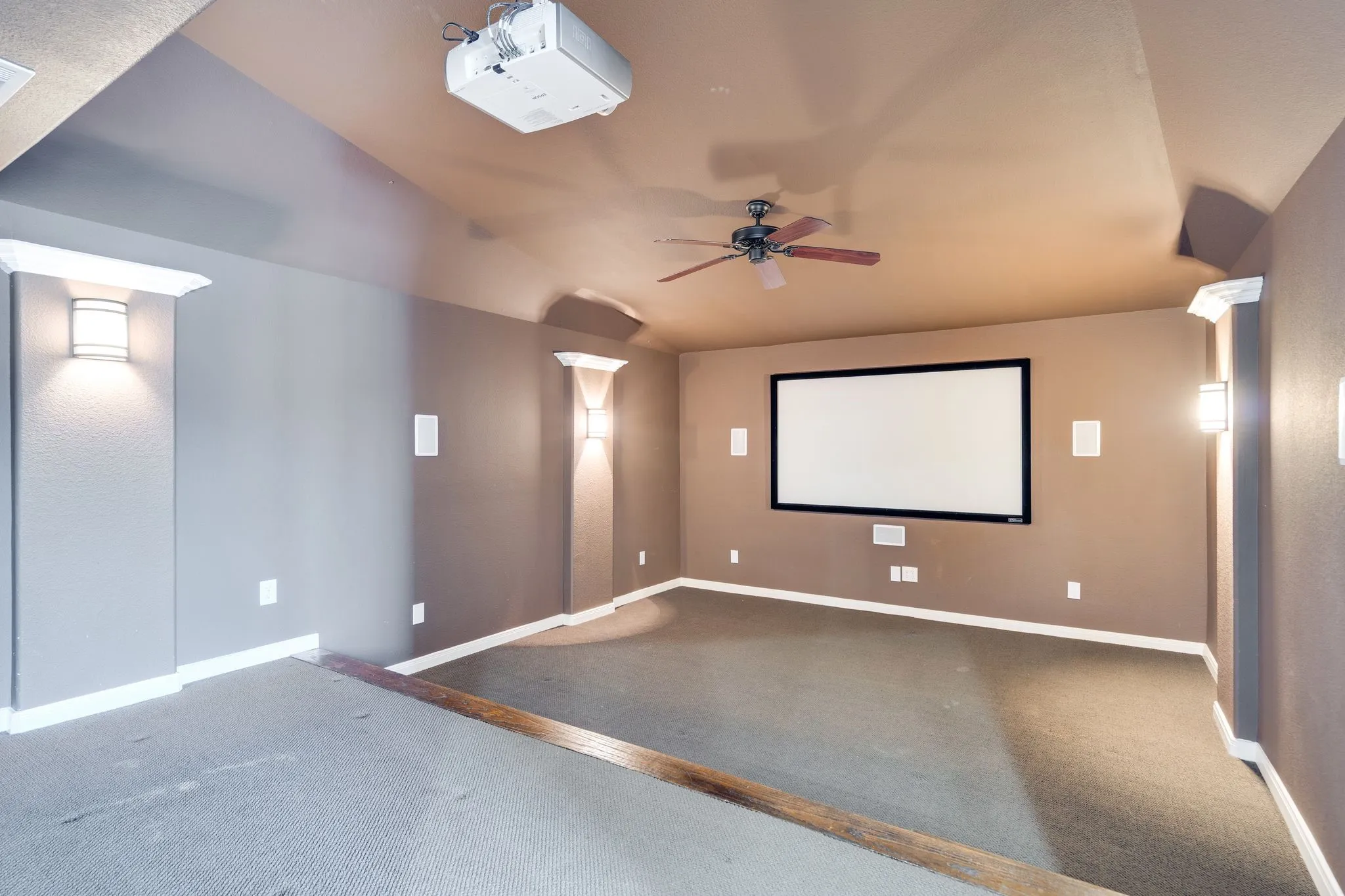 Single Family Residence For Rent in Denton County , 5000 Dickens Lane, Carrollton, Texas 75010, 4 Bedroom, 7 Bathroom, 3 Garage spaces, 4,863 Sqft, built in 2008, mls#21363866, Real Estate Agent in Carrollton, Homes For Rent in Denton county, Homes For Rent in Carrollton, Realtor in Carrollton Texas, Real Estate Brokerage Independent Realty Texas, Luminita Cordes Realtor