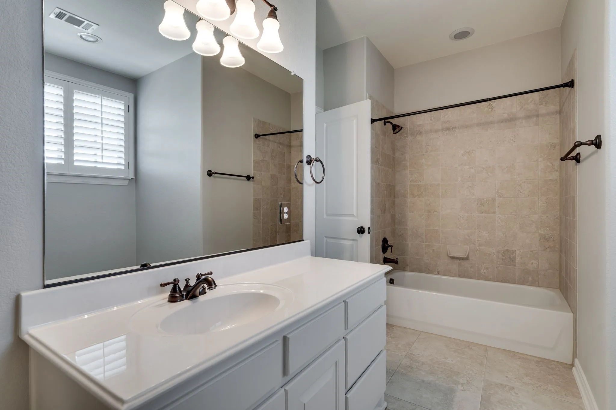 Single Family Residence For Rent in Denton County , 5000 Dickens Lane, Carrollton, Texas 75010, 4 Bedroom, 7 Bathroom, 3 Garage spaces, 4,863 Sqft, built in 2008, mls#21363866, Real Estate Agent in Carrollton, Homes For Rent in Denton county, Homes For Rent in Carrollton, Realtor in Carrollton Texas, Real Estate Brokerage Independent Realty Texas, Luminita Cordes Realtor