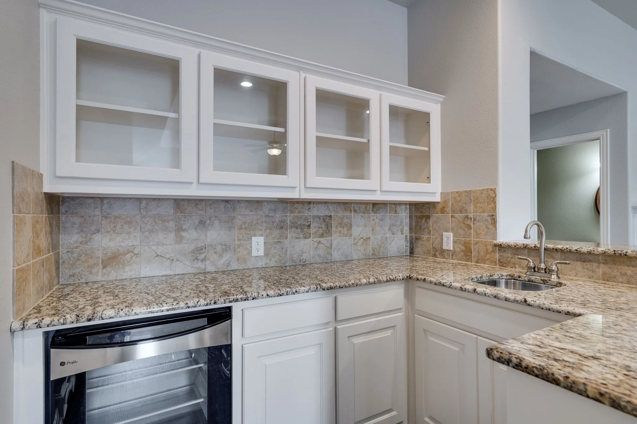 Single Family Residence For Rent in Denton County , 5000 Dickens Lane, Carrollton, Texas 75010, 4 Bedroom, 7 Bathroom, 3 Garage spaces, 4,863 Sqft, built in 2008, mls#21363866, Real Estate Agent in Carrollton, Homes For Rent in Denton county, Homes For Rent in Carrollton, Realtor in Carrollton Texas, Real Estate Brokerage Independent Realty Texas, Luminita Cordes Realtor