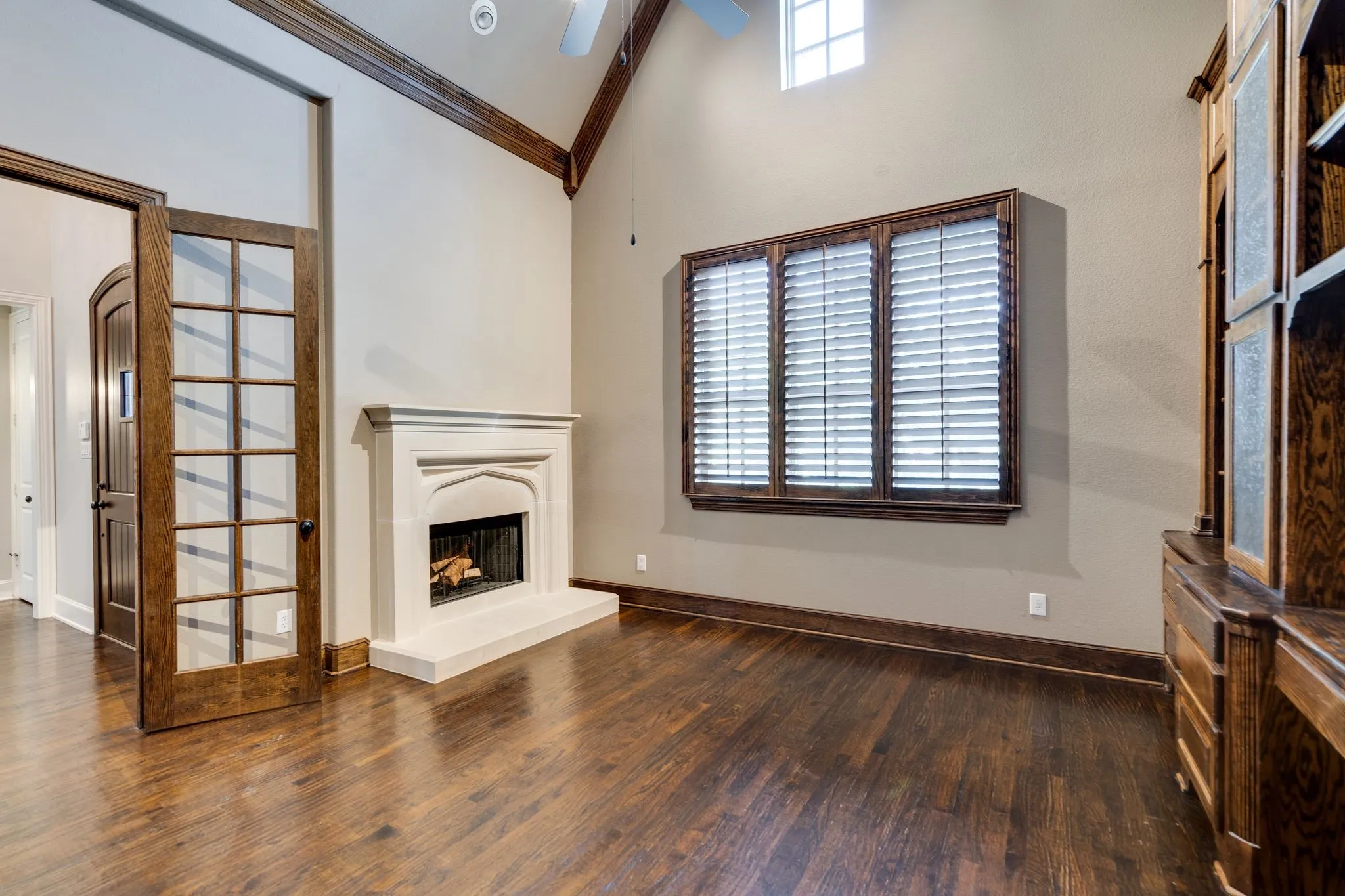 Single Family Residence For Rent in Denton County , 5000 Dickens Lane, Carrollton, Texas 75010, 4 Bedroom, 7 Bathroom, 3 Garage spaces, 4,863 Sqft, built in 2008, mls#21363866, Real Estate Agent in Carrollton, Homes For Rent in Denton county, Homes For Rent in Carrollton, Realtor in Carrollton Texas, Real Estate Brokerage Independent Realty Texas, Luminita Cordes Realtor