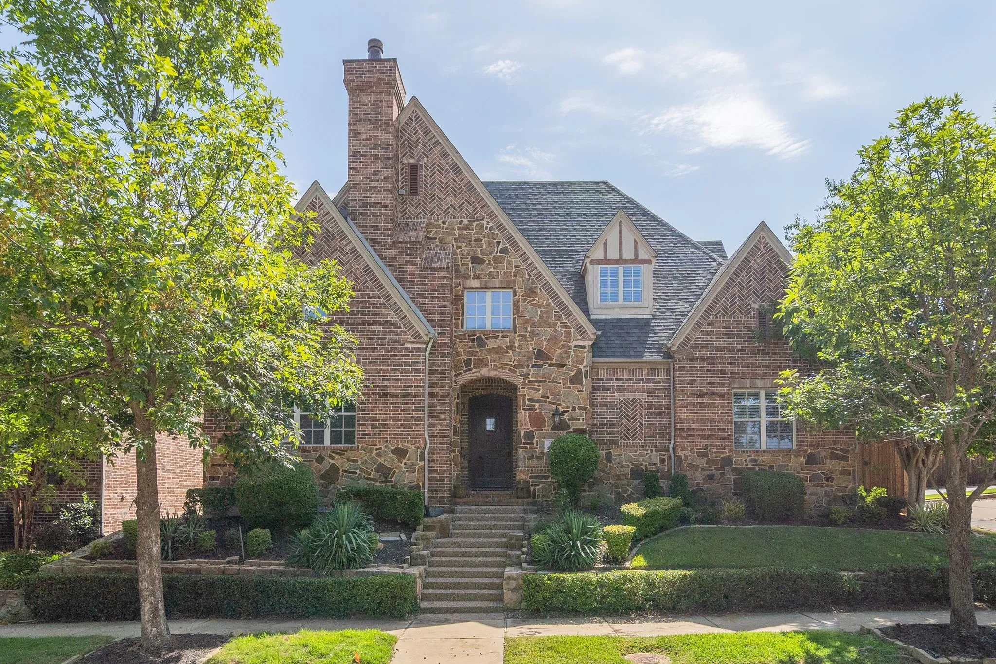 Single Family Residence For Rent in Denton County , 5000 Dickens Lane, Carrollton, Texas 75010, 4 Bedroom, 7 Bathroom, 3 Garage spaces, 4,863 Sqft, built in 2008, mls#21363866, Real Estate Agent in Carrollton, Homes For Rent in Denton county, Homes For Rent in Carrollton, Realtor in Carrollton Texas, Real Estate Brokerage Independent Realty Texas, Luminita Cordes Realtor