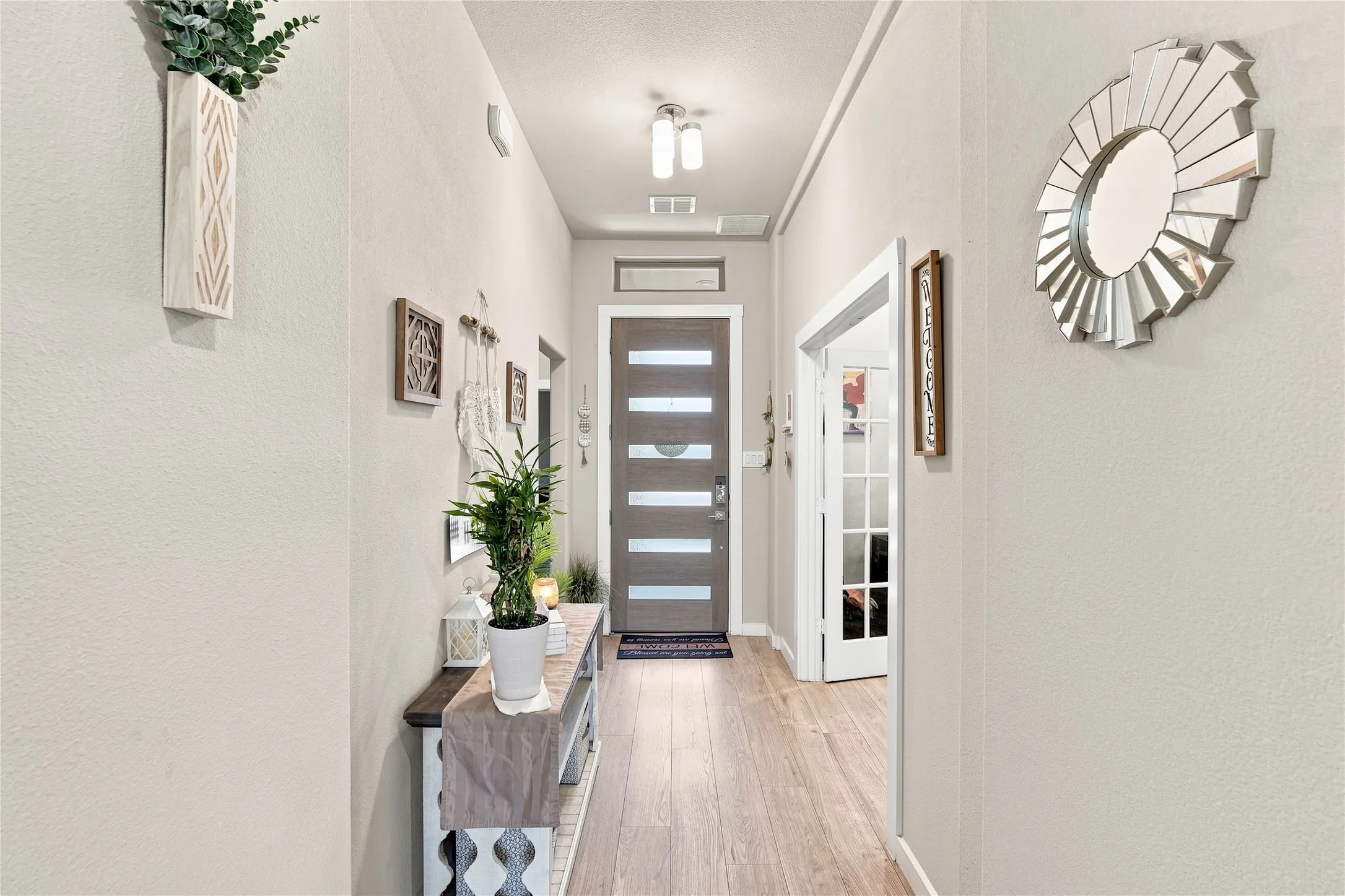 Single Family Residence For Rent in Ellis County , 247 Half Moon Drive, Waxahachie, Texas 75165, 3 Bedroom, 2 Bathroom, 3 Garage spaces, 2,457 Sqft, built in 2023, mls#21364196, Real Estate Agent in Waxahachie, Homes For Rent in Ellis county, Homes For Rent in Waxahachie, Realtor in Waxahachie Texas, Real Estate Brokerage Independent Realty Texas, Luminita Cordes Realtor