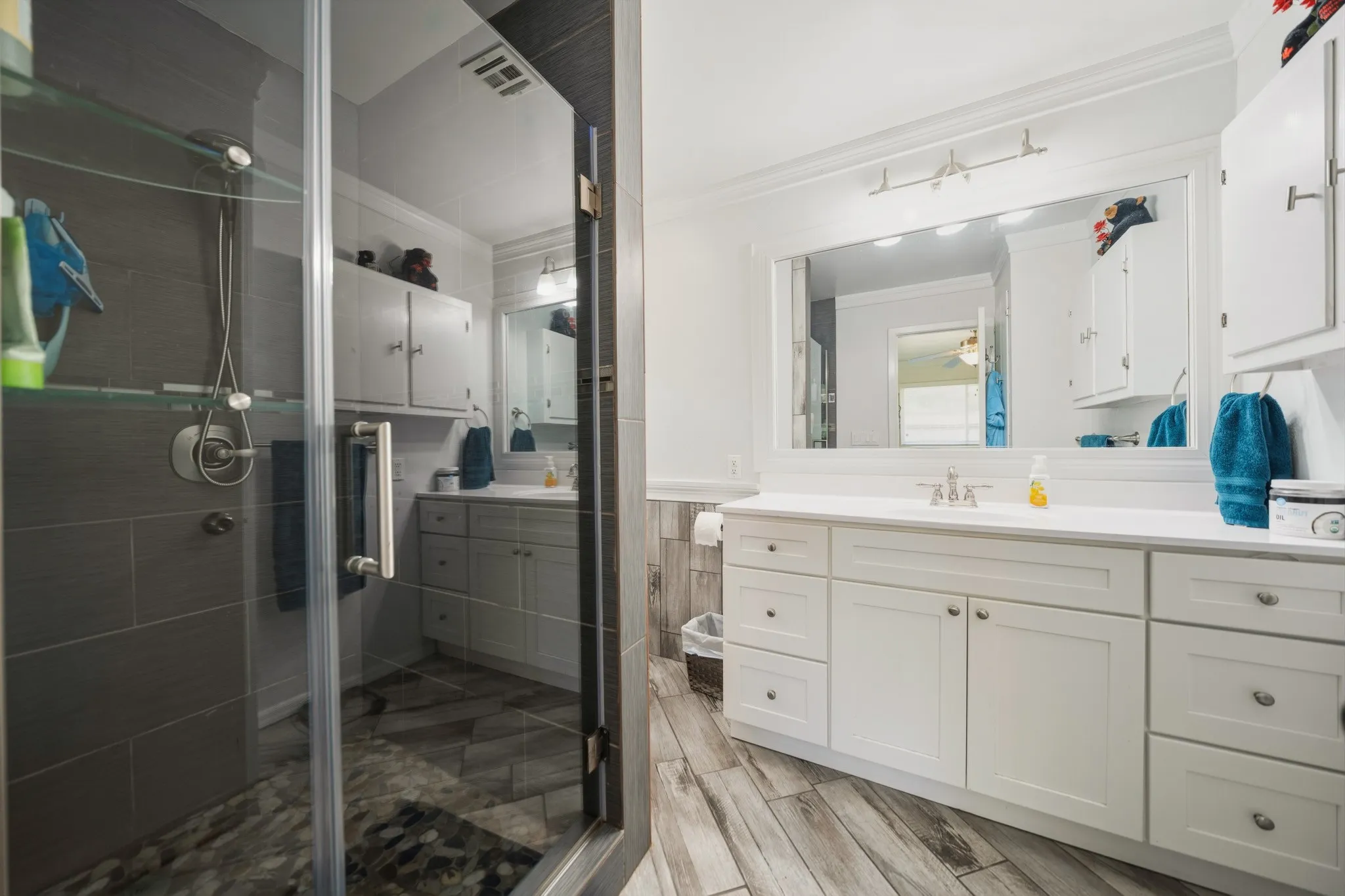 Single Family Residence For Sale in Bosque County , 360 County Road 1768, Clifton, Texas 76634, 3 Bedroom, 2 Bathroom, 2 Garage spaces, 1,765 Sqft, built in 1970, mls#21363366, Real Estate Agent in Clifton, Homes For Sale in Bosque county, Homes For Sale in Clifton, Realtor in Clifton Texas, Real Estate Brokerage Independent Realty Texas, Luminita Cordes Realtor