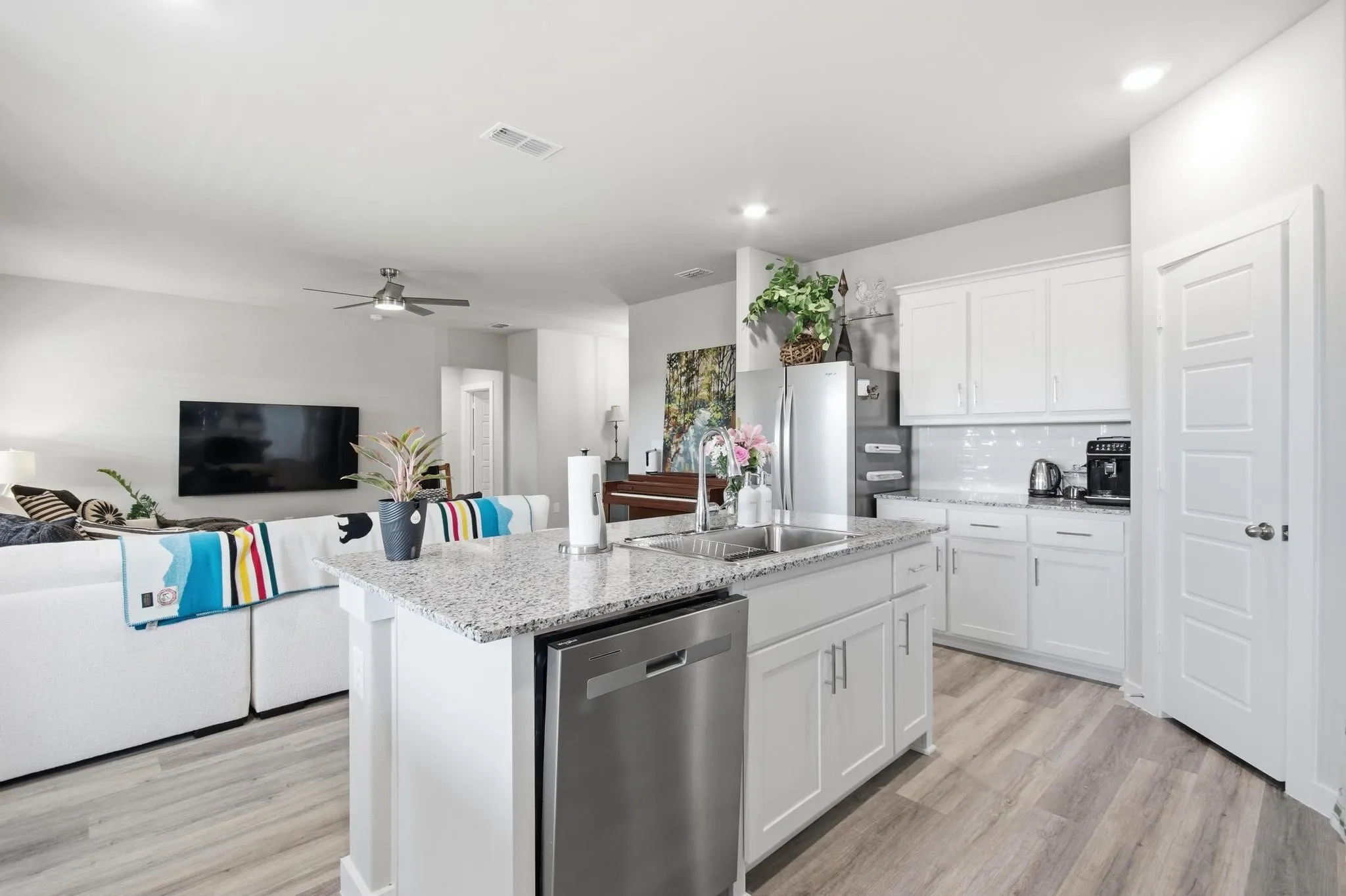 Single Family Residence For Rent in Taylor County , 2218 Providence Drive, Abilene, Texas 79601, 4 Bedroom, 2 Bathroom, 2 Garage spaces, 1,916 Sqft, built in 2025, mls#21362597, Real Estate Agent in Abilene, Homes For Rent in Taylor county, Homes For Rent in Abilene, Realtor in Abilene Texas, Real Estate Brokerage Independent Realty Texas, Luminita Cordes Realtor