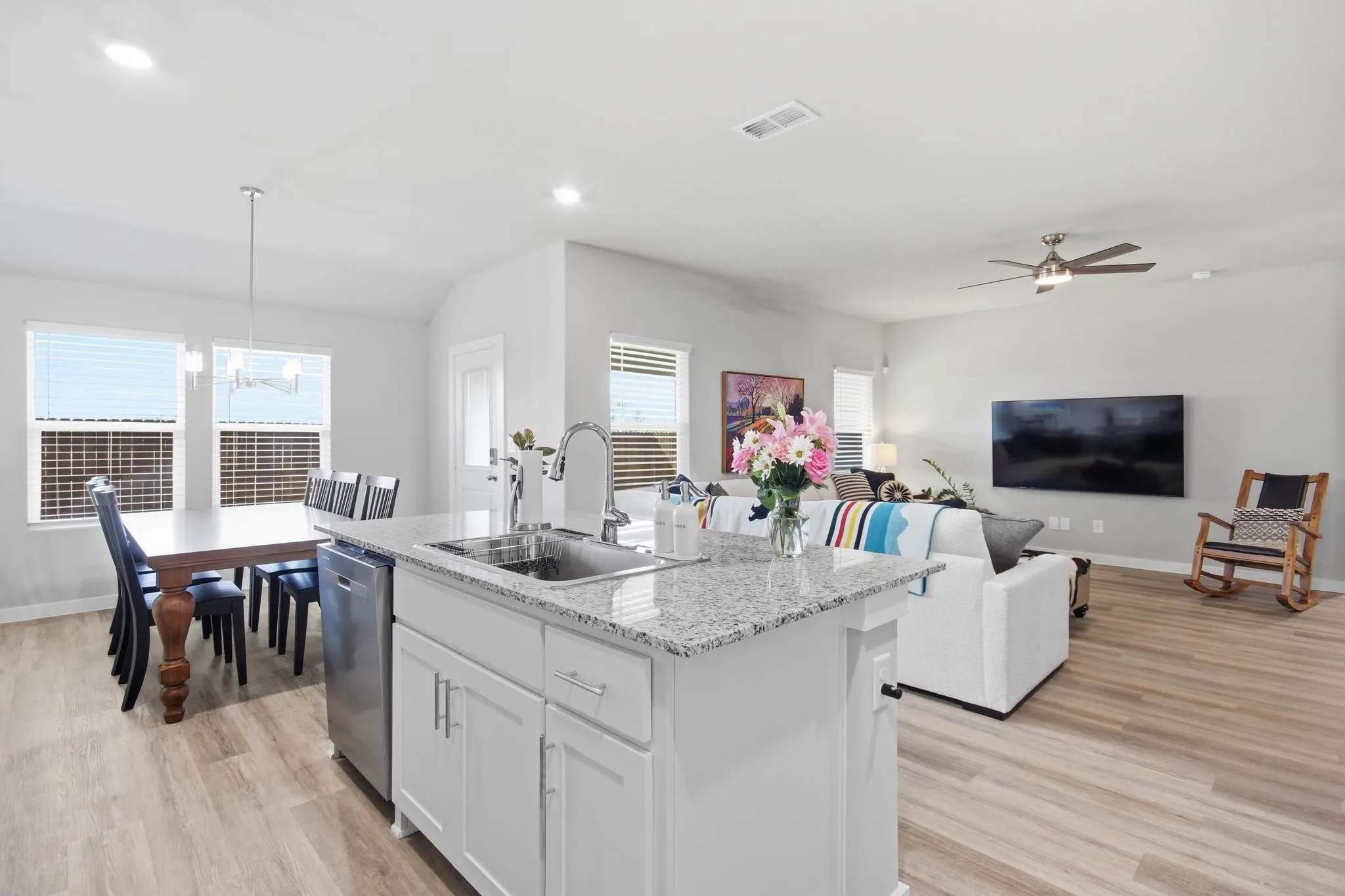Single Family Residence For Rent in Taylor County , 2218 Providence Drive, Abilene, Texas 79601, 4 Bedroom, 2 Bathroom, 2 Garage spaces, 1,916 Sqft, built in 2025, mls#21362597, Real Estate Agent in Abilene, Homes For Rent in Taylor county, Homes For Rent in Abilene, Realtor in Abilene Texas, Real Estate Brokerage Independent Realty Texas, Luminita Cordes Realtor