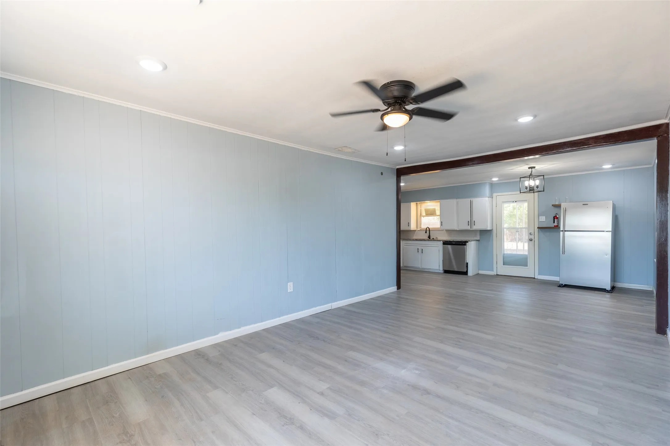Single Family Residence For Sale in Taylor County , 2142 N Mockingbird Lane, Abilene, Texas 79603, 3 Bedroom, 2 Bathroom, Garage spaces, 1,271 Sqft, built in 1955, mls#21364118, Real Estate Agent in Abilene, Homes For Sale in Taylor county, Homes For Sale in Abilene, Realtor in Abilene Texas, Real Estate Brokerage Independent Realty Texas, Luminita Cordes Realtor