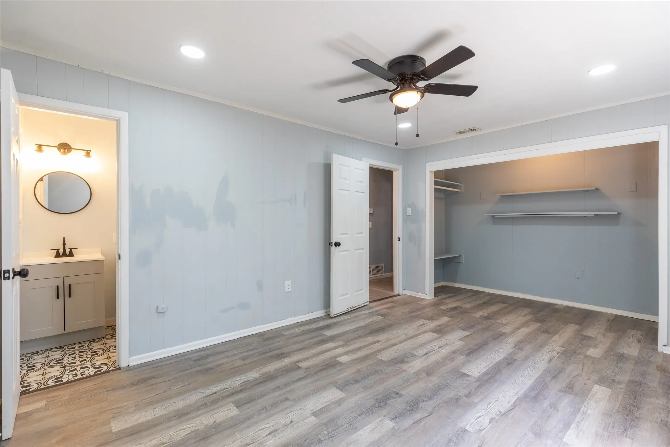 Single Family Residence For Sale in Taylor County , 2142 N Mockingbird Lane, Abilene, Texas 79603, 3 Bedroom, 2 Bathroom, Garage spaces, 1,271 Sqft, built in 1955, mls#21364118, Real Estate Agent in Abilene, Homes For Sale in Taylor county, Homes For Sale in Abilene, Realtor in Abilene Texas, Real Estate Brokerage Independent Realty Texas, Luminita Cordes Realtor