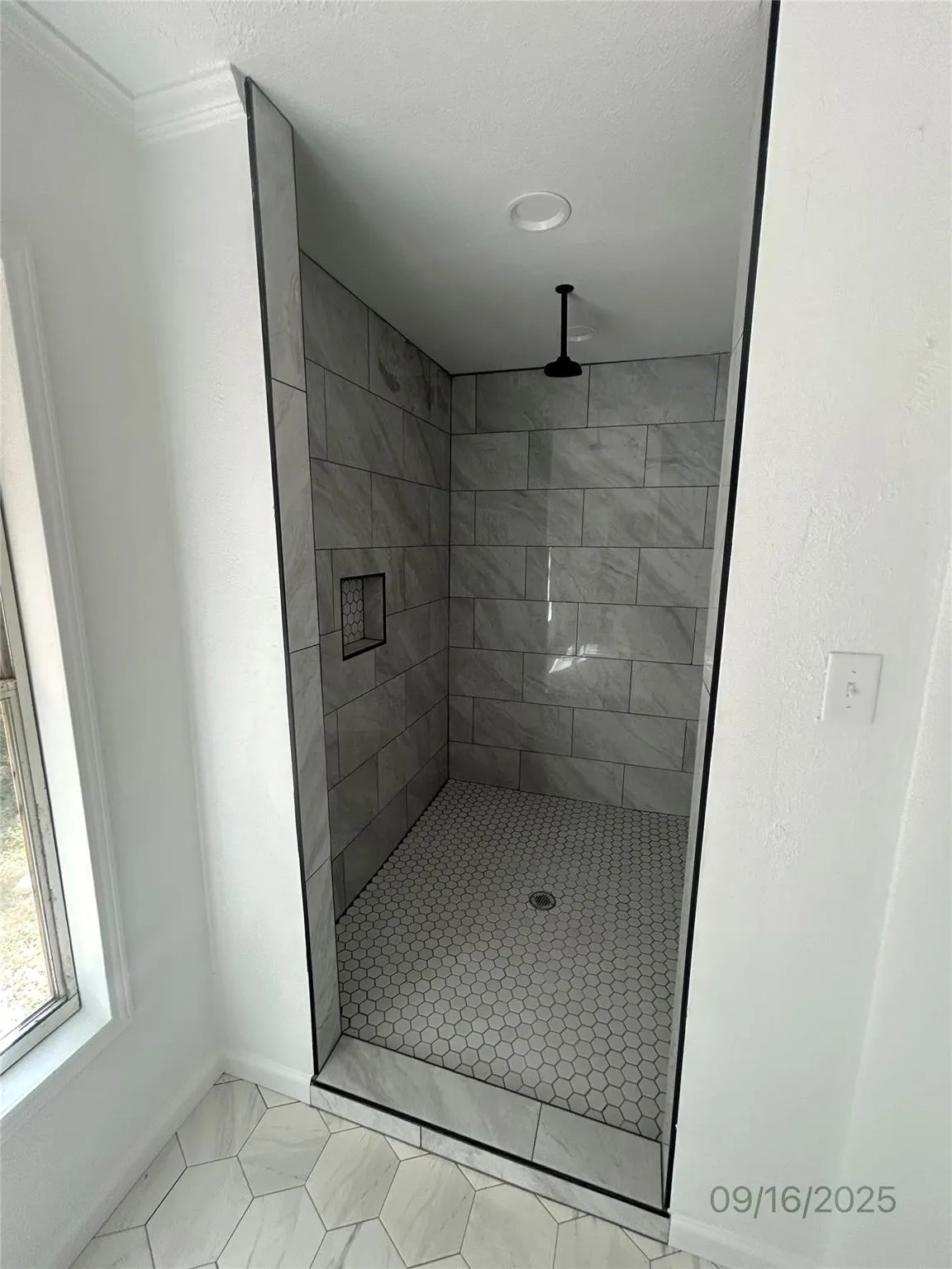 Single Family Residence For Rent in Erath County , 515 N Donna, Stephenville, Texas 76401, 3 Bedroom, 2 Bathroom, Garage spaces, 1,345 Sqft, built in 1945, mls#21364223, Real Estate Agent in Stephenville, Homes For Rent in Erath county, Homes For Rent in Stephenville, Realtor in Stephenville Texas, Real Estate Brokerage Independent Realty Texas, Luminita Cordes Realtor