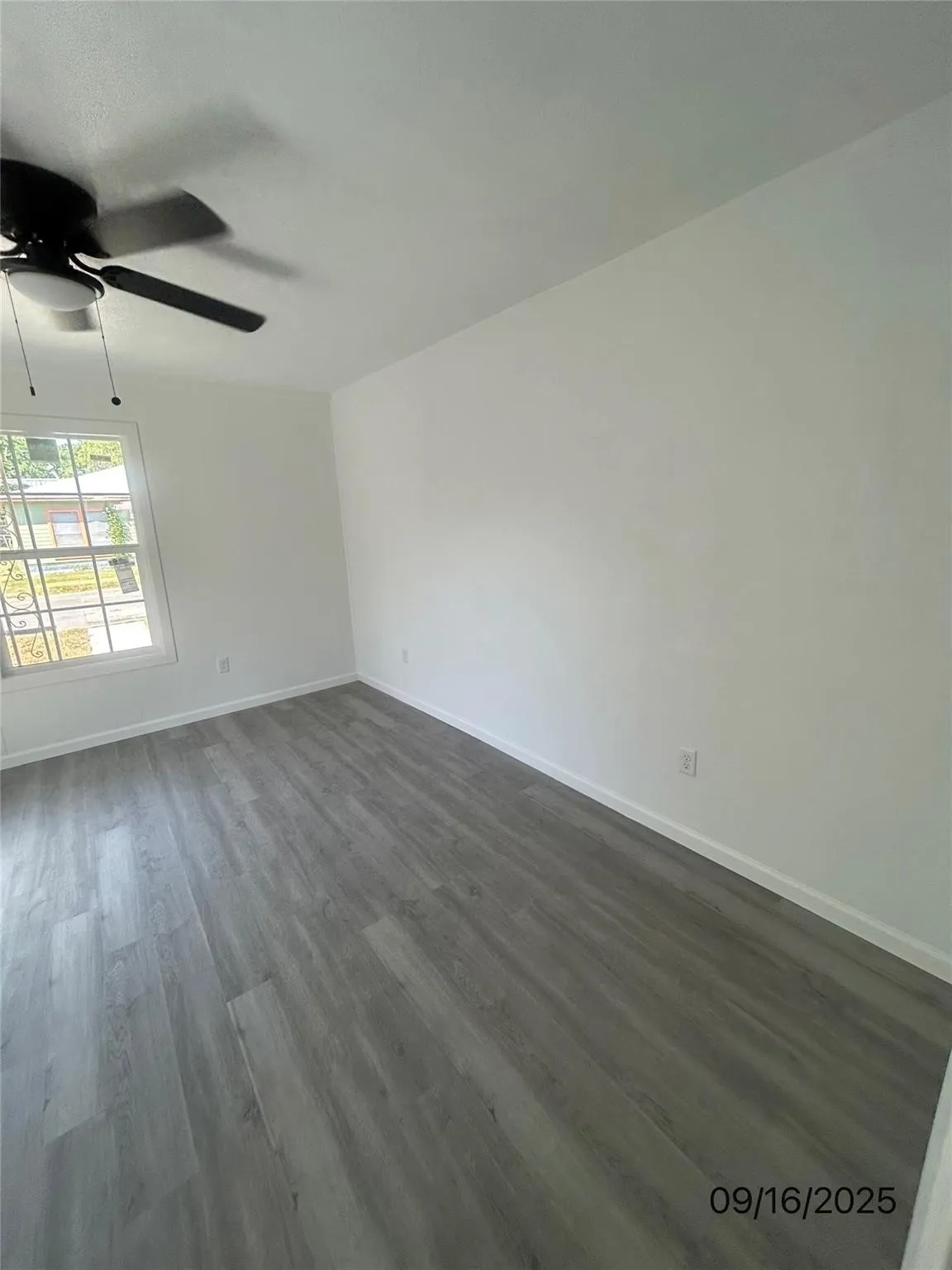 Single Family Residence For Rent in Erath County , 515 N Donna, Stephenville, Texas 76401, 3 Bedroom, 2 Bathroom, Garage spaces, 1,345 Sqft, built in 1945, mls#21364223, Real Estate Agent in Stephenville, Homes For Rent in Erath county, Homes For Rent in Stephenville, Realtor in Stephenville Texas, Real Estate Brokerage Independent Realty Texas, Luminita Cordes Realtor