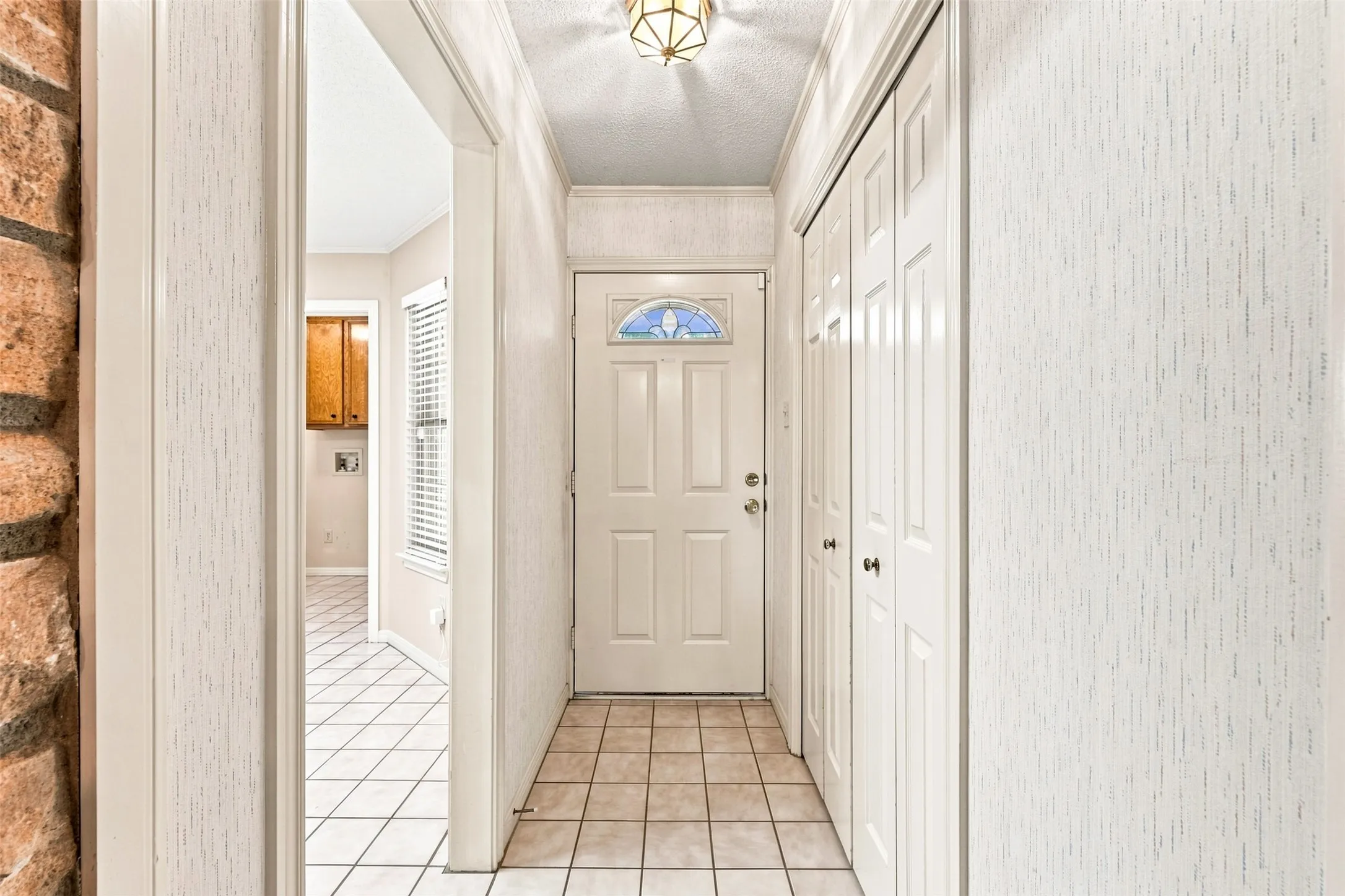 Single Family Residence For Sale in Mc Lennan County , 342 Oak Drive, Waco, Texas 76705, 3 Bedroom, 2 Bathroom, 2 Garage spaces, 1,492 Sqft, built in 1991, mls#21361966, Real Estate Agent in Waco, Homes For Sale in Mc Lennan county, Homes For Sale in Waco, Realtor in Waco Texas, Real Estate Brokerage Independent Realty Texas, Luminita Cordes Realtor