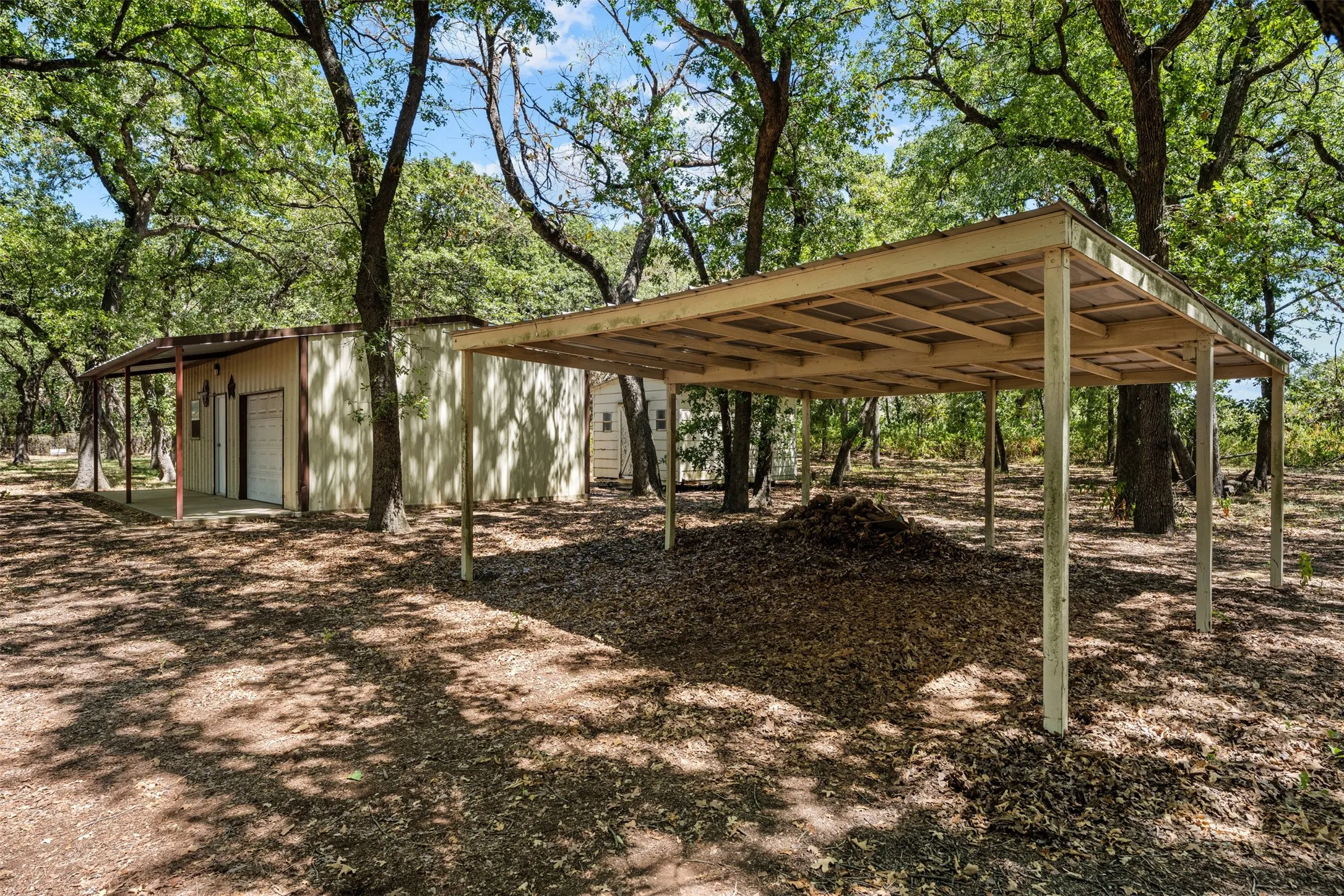 Single Family Residence For Sale in Mc Lennan County , 342 Oak Drive, Waco, Texas 76705, 3 Bedroom, 2 Bathroom, 2 Garage spaces, 1,492 Sqft, built in 1991, mls#21361966, Real Estate Agent in Waco, Homes For Sale in Mc Lennan county, Homes For Sale in Waco, Realtor in Waco Texas, Real Estate Brokerage Independent Realty Texas, Luminita Cordes Realtor