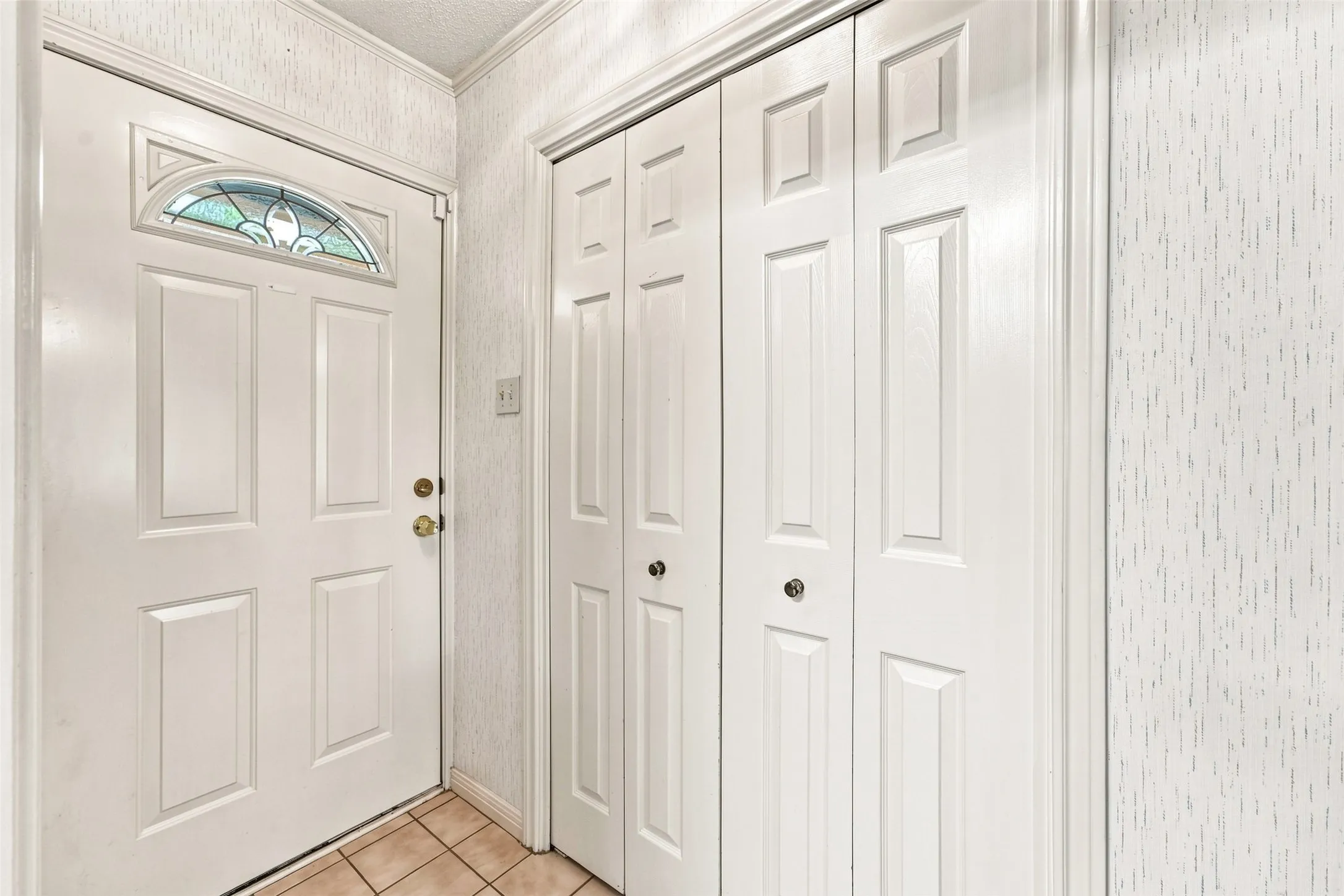 Single Family Residence For Sale in Mc Lennan County , 342 Oak Drive, Waco, Texas 76705, 3 Bedroom, 2 Bathroom, 2 Garage spaces, 1,492 Sqft, built in 1991, mls#21361966, Real Estate Agent in Waco, Homes For Sale in Mc Lennan county, Homes For Sale in Waco, Realtor in Waco Texas, Real Estate Brokerage Independent Realty Texas, Luminita Cordes Realtor