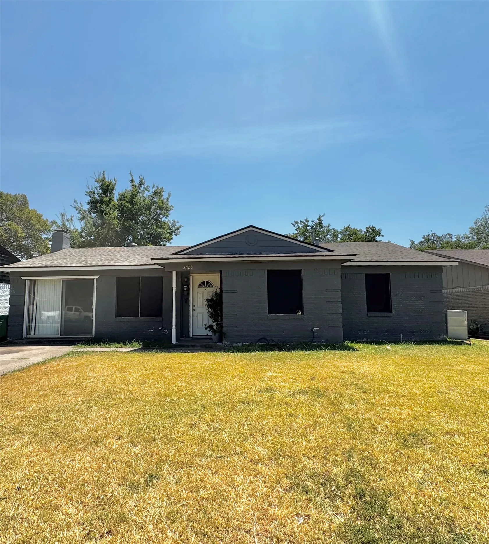 Single Family Residence For Sale in Dallas County , 2628 Driftwood Drive, Mesquite, Texas 75150, 3 Bedroom, 2 Bathroom, Garage spaces, 1,319 Sqft, built in 1960, mls#21364243, Real Estate Agent in Mesquite, Homes For Sale in Dallas county, Homes For Sale in Mesquite, Realtor in Mesquite Texas, Real Estate Brokerage Independent Realty Texas, Luminita Cordes Realtor