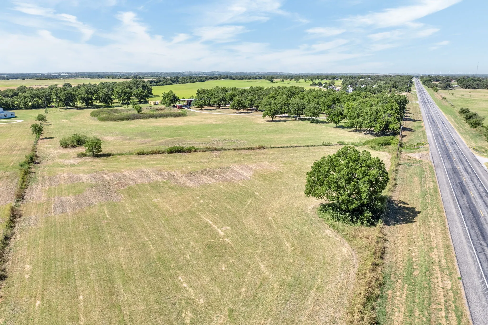 Farm For Sale in Comanche County , 5787 HWY 377/67 Highway, Comanche, Texas 76442, 4 Bedroom, 4 Bathroom, Garage spaces, 3,223 Sqft, built in 2021, Price $925,000, mls#21363905, Real Estate Agent in Comanche, Homes For Sale in Comanche county, Homes For Sale in Comanche, Realtor in Comanche Texas, Real Estate Brokerage Independent Realty Texas, Luminita Cordes Realtor